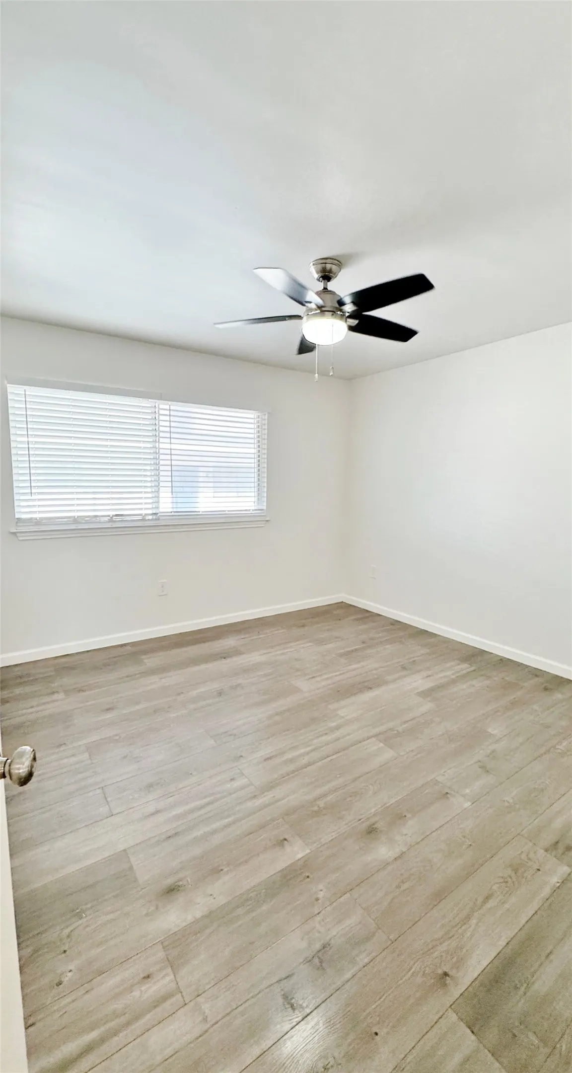 Apartment For Rent in Dallas County , 5014 San Jacinto Street 204, Dallas, Texas 75206, 2 Bedroom, 2 Bathroom, Garage spaces, 650 Sqft, built in 1959, mls#21364957, Real Estate Agent in Dallas, Homes For Rent in Dallas county, Homes For Rent in Dallas, Realtor in Dallas Texas, Real Estate Brokerage Independent Realty Texas, Luminita Cordes Realtor