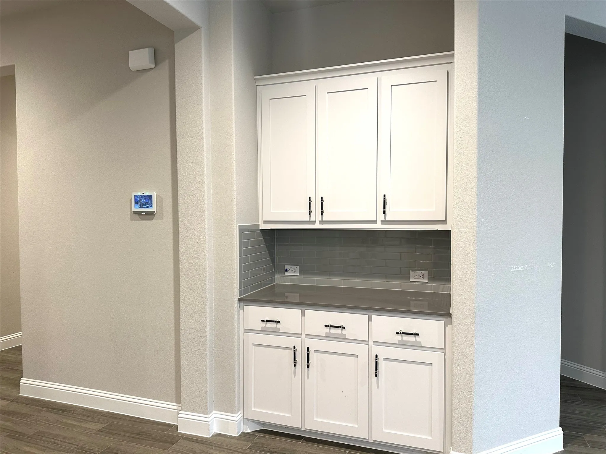 Single Family Residence For Rent in Tarrant County , 1008 Virginia Drive, Mansfield, Texas 76063, 4 Bedroom, 3 Bathroom, 3 Garage spaces, 2,446 Sqft, built in 2021, mls#21365037, Real Estate Agent in Mansfield, Homes For Rent in Tarrant county, Homes For Rent in Mansfield, Realtor in Mansfield Texas, Real Estate Brokerage Independent Realty Texas, Luminita Cordes Realtor