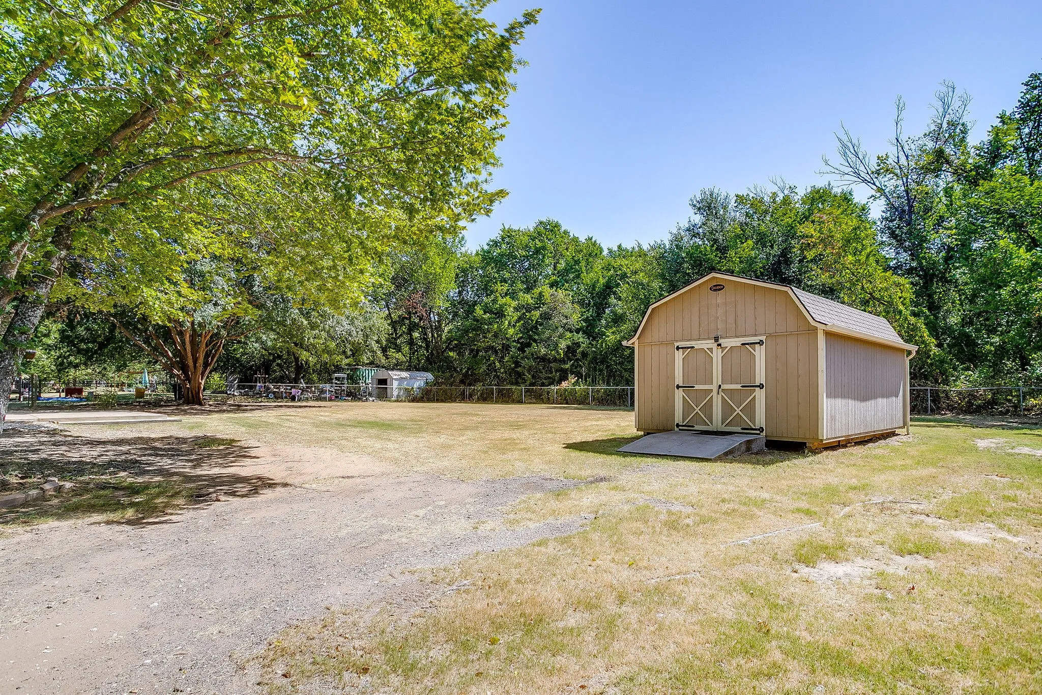 Mobile Home For Rent in Johnson County , 557 Surrey Lane, Burleson, Texas 76028, 3 Bedroom, 2 Bathroom, Garage spaces, 1,440 Sqft, built in 2019, mls#21359836, Real Estate Agent in Burleson, Homes For Rent in Johnson county, Homes For Rent in Burleson, Realtor in Burleson Texas, Real Estate Brokerage Independent Realty Texas, Luminita Cordes Realtor