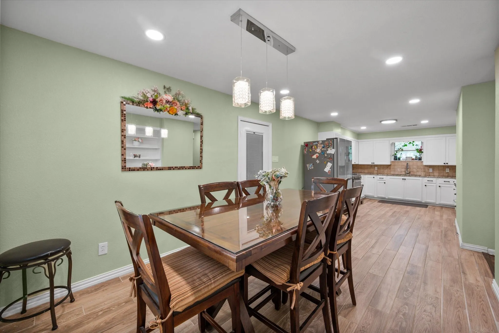 Single Family Residence For Sale in Navarro County , 201 Hardy Avenue, Corsicana, Texas 75110, 3 Bedroom, 2 Bathroom, 2 Garage spaces, 1,364 Sqft, built in 1970, mls#21365035, Real Estate Agent in Corsicana, Homes For Sale in Navarro county, Homes For Sale in Corsicana, Realtor in Corsicana Texas, Real Estate Brokerage Independent Realty Texas, Luminita Cordes Realtor