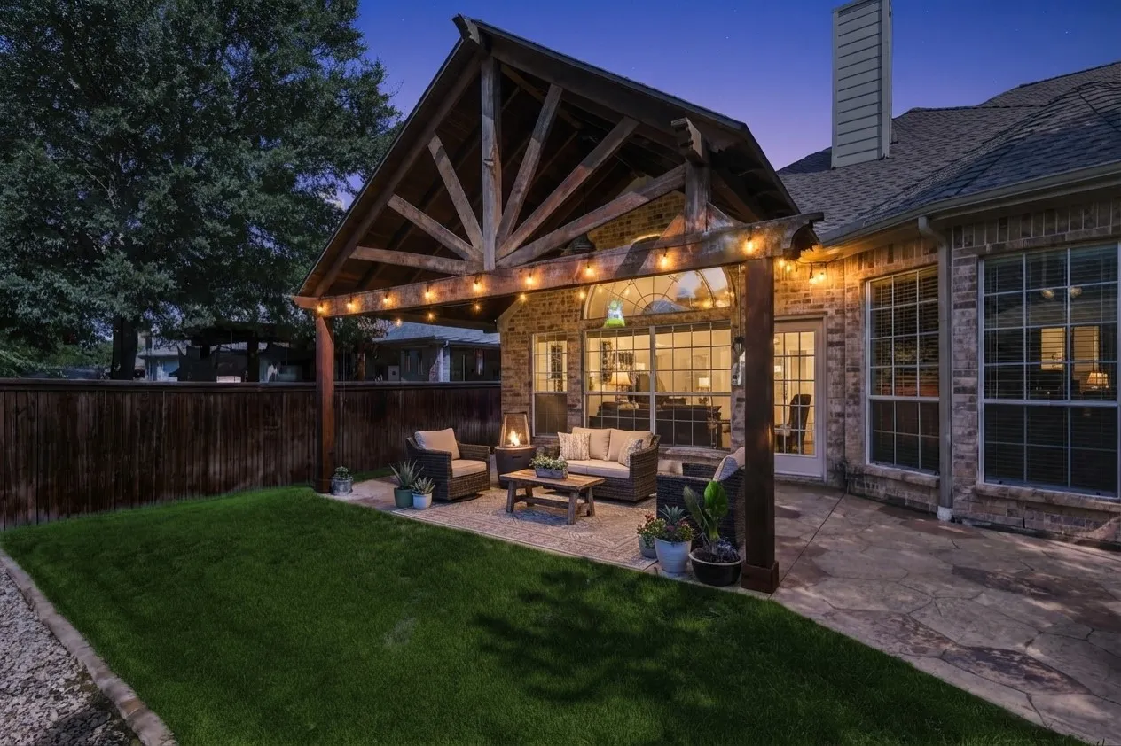 Single Family Residence For Sale in Denton County , 1124 Wilson Drive, Lantana, Texas 76226, 4 Bedroom, 3 Bathroom, 2 Garage spaces, 2,842 Sqft, built in 2007, mls#21355847, Real Estate Agent in Lantana, Homes For Sale in Denton county, Homes For Sale in Lantana, Realtor in Lantana Texas, Real Estate Brokerage Independent Realty Texas, Luminita Cordes Realtor