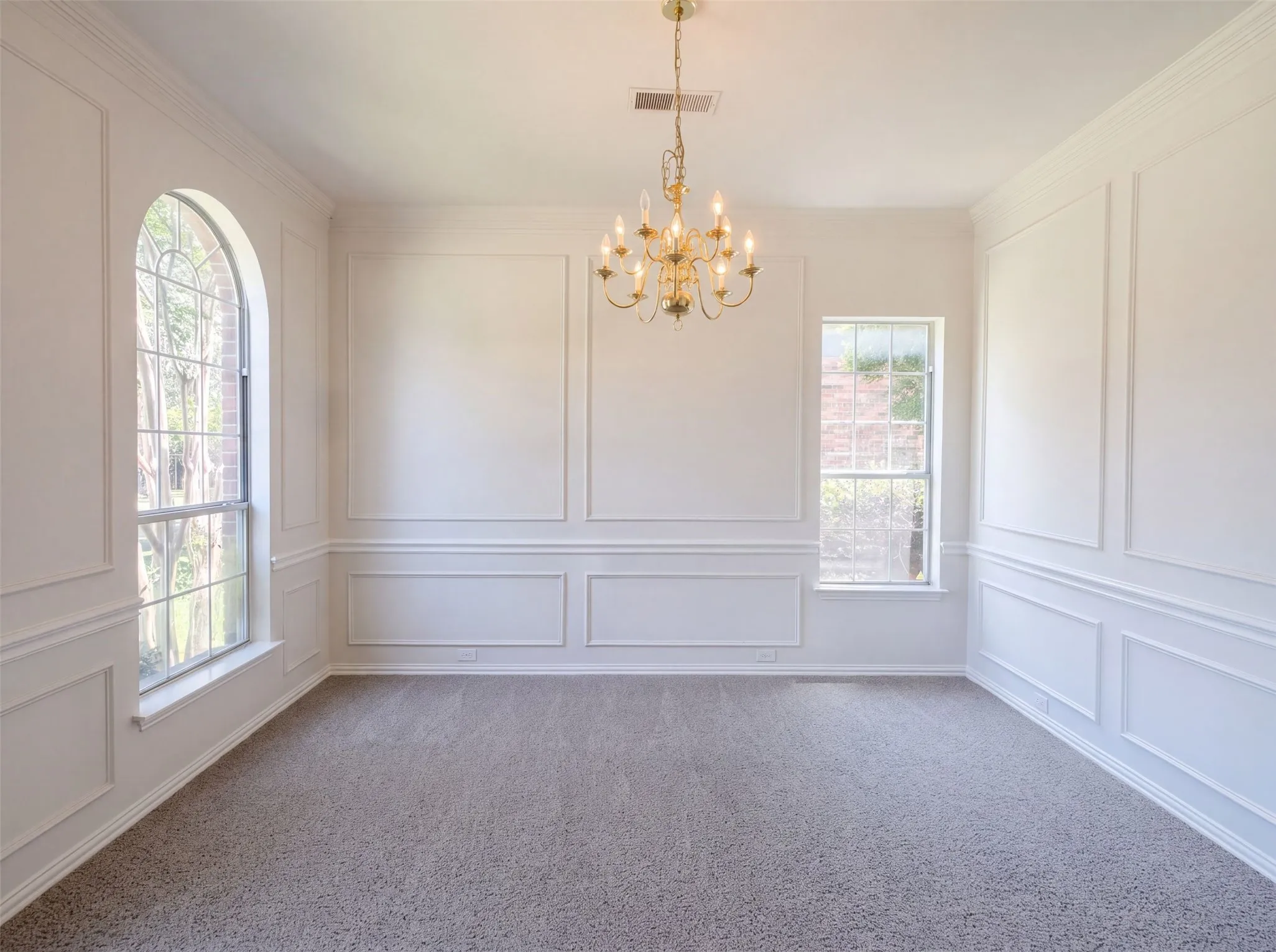 Single Family Residence For Sale in Collin County , 7645 Hove Court, Plano, Texas 75025, 5 Bedroom, 4 Bathroom, 2 Garage spaces, 3,630 Sqft, built in 1992, mls#21350969, Real Estate Agent in Plano, Homes For Sale in Collin county, Homes For Sale in Plano, Realtor in Plano Texas, Real Estate Brokerage Independent Realty Texas, Luminita Cordes Realtor