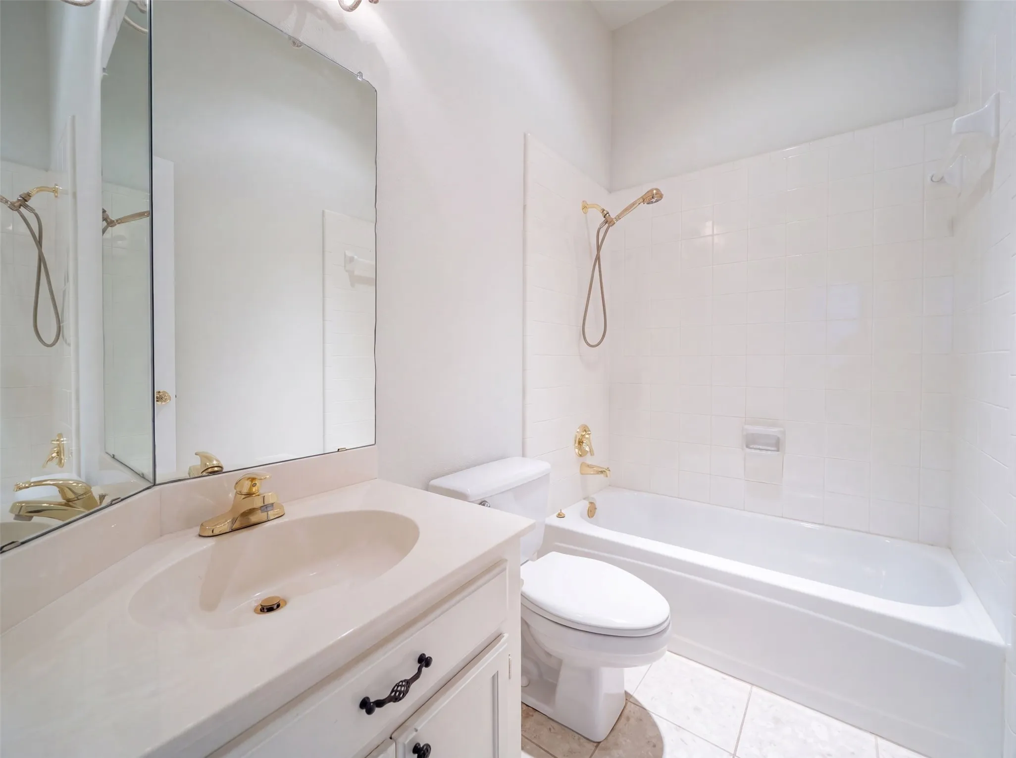 Single Family Residence For Sale in Collin County , 7645 Hove Court, Plano, Texas 75025, 5 Bedroom, 4 Bathroom, 2 Garage spaces, 3,630 Sqft, built in 1992, mls#21350969, Real Estate Agent in Plano, Homes For Sale in Collin county, Homes For Sale in Plano, Realtor in Plano Texas, Real Estate Brokerage Independent Realty Texas, Luminita Cordes Realtor