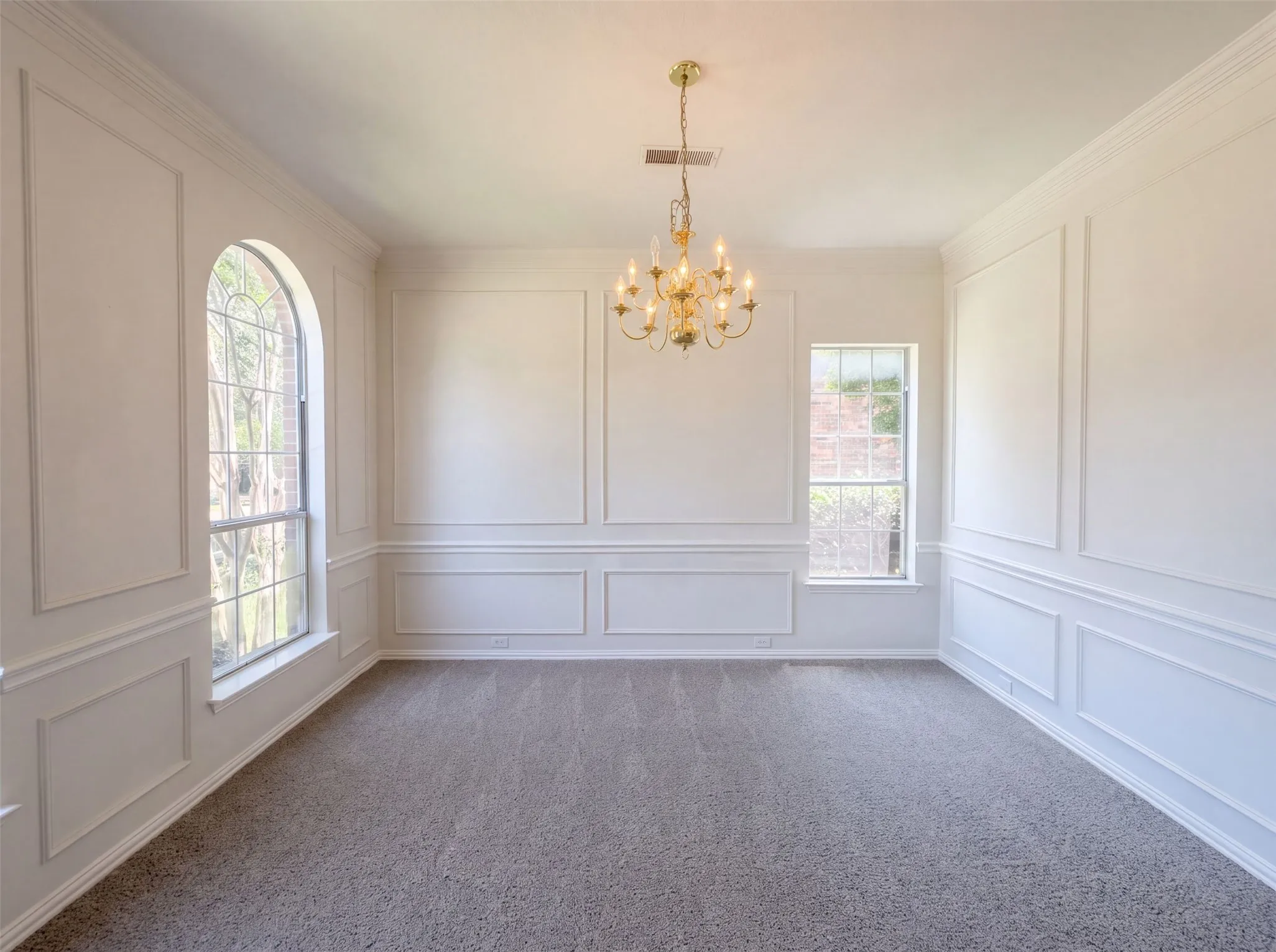 Single Family Residence For Sale in Collin County , 7645 Hove Court, Plano, Texas 75025, 5 Bedroom, 4 Bathroom, 2 Garage spaces, 3,630 Sqft, built in 1992, mls#21350969, Real Estate Agent in Plano, Homes For Sale in Collin county, Homes For Sale in Plano, Realtor in Plano Texas, Real Estate Brokerage Independent Realty Texas, Luminita Cordes Realtor