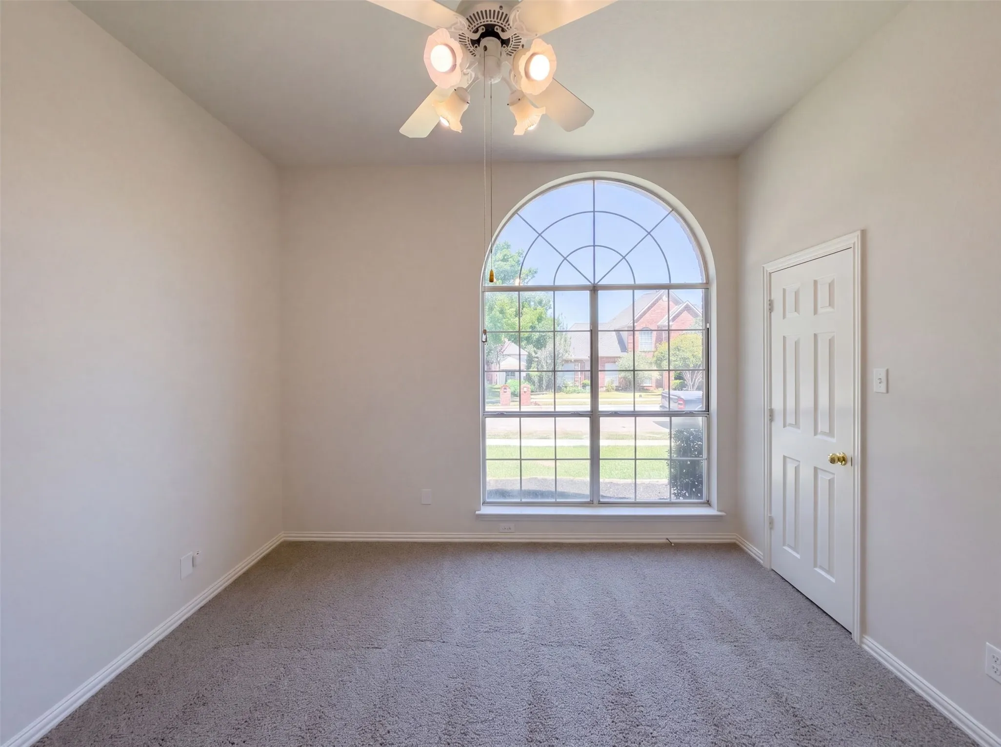 Single Family Residence For Sale in Collin County , 7645 Hove Court, Plano, Texas 75025, 5 Bedroom, 4 Bathroom, 2 Garage spaces, 3,630 Sqft, built in 1992, mls#21350969, Real Estate Agent in Plano, Homes For Sale in Collin county, Homes For Sale in Plano, Realtor in Plano Texas, Real Estate Brokerage Independent Realty Texas, Luminita Cordes Realtor