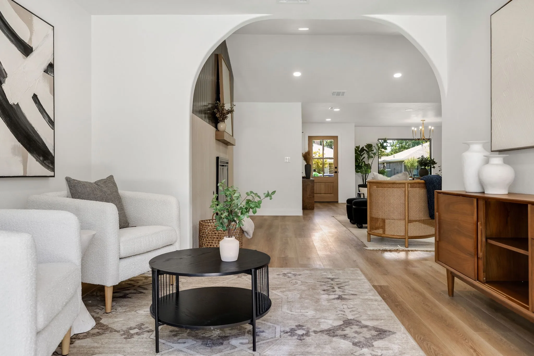 Single Family Residence For Sale in Collin County , 308 High Brook Drive, Richardson, Texas 75080, 4 Bedroom, 3 Bathroom, 2 Garage spaces, 2,530 Sqft, built in 1971, mls#21363840, Real Estate Agent in Richardson, Homes For Sale in Collin county, Homes For Sale in Richardson, Realtor in Richardson Texas, Real Estate Brokerage Independent Realty Texas, Luminita Cordes Realtor
