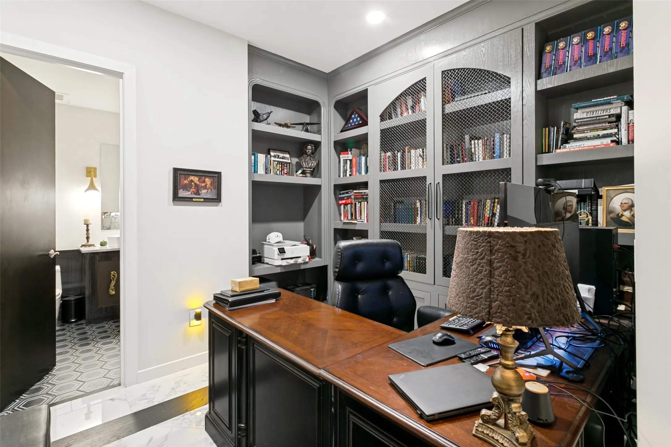 Condominium For Sale in Tarrant County , 2600 W 7th Street 1715, Fort Worth, Texas 76107, 2 Bedroom, 3 Bathroom, 2 Garage spaces, 1,976 Sqft, built in 1928, mls#21352761, Real Estate Agent in Fort Worth, Homes For Sale in Tarrant county, Homes For Sale in Fort Worth, Realtor in Fort Worth Texas, Real Estate Brokerage Independent Realty Texas, Luminita Cordes Realtor