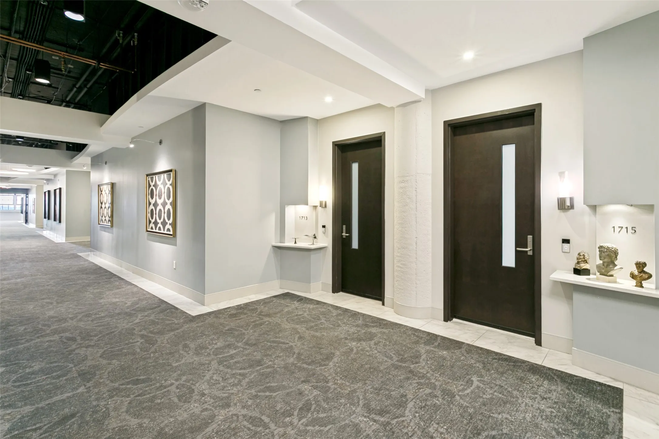 Condominium For Sale in Tarrant County , 2600 W 7th Street 1715, Fort Worth, Texas 76107, 2 Bedroom, 3 Bathroom, 2 Garage spaces, 1,976 Sqft, built in 1928, mls#21352761, Real Estate Agent in Fort Worth, Homes For Sale in Tarrant county, Homes For Sale in Fort Worth, Realtor in Fort Worth Texas, Real Estate Brokerage Independent Realty Texas, Luminita Cordes Realtor