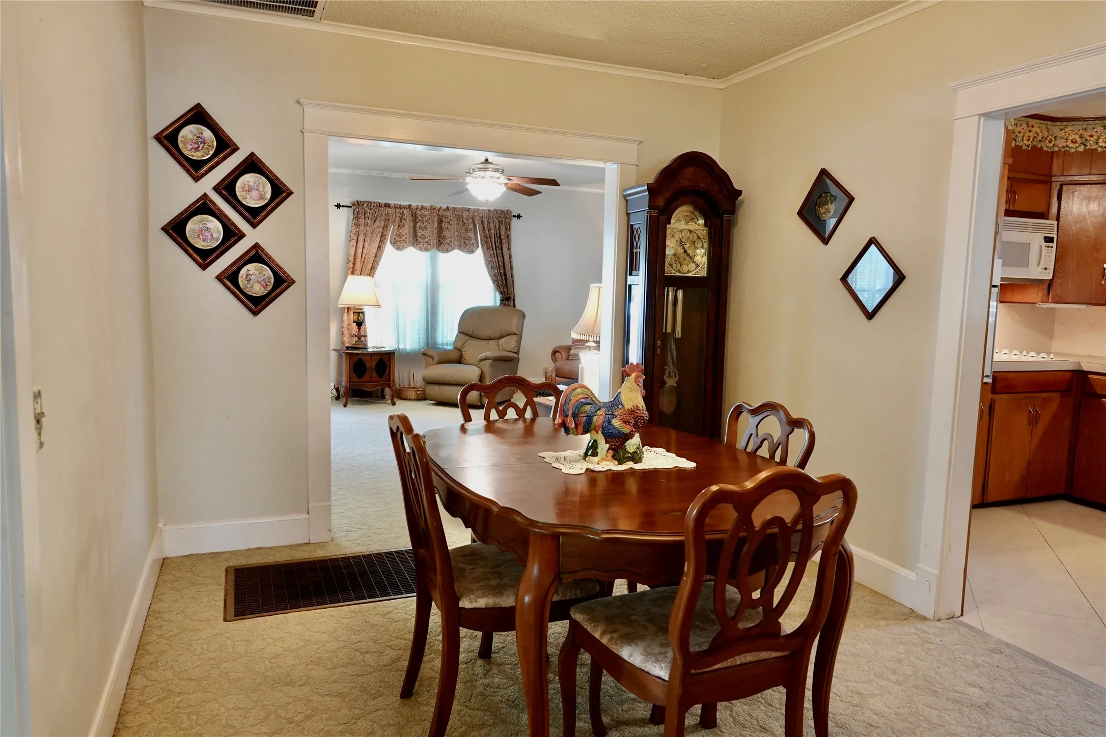 Single Family Residence For Sale in Mills County , 1108 N Reilley Street, Goldthwaite, Texas 76844, 3 Bedroom, 2 Bathroom, 1 Garage spaces, 1,391 Sqft, built in 1938, mls#21364719, Real Estate Agent in Goldthwaite, Homes For Sale in Mills county, Homes For Sale in Goldthwaite, Realtor in Goldthwaite Texas, Real Estate Brokerage Independent Realty Texas, Luminita Cordes Realtor