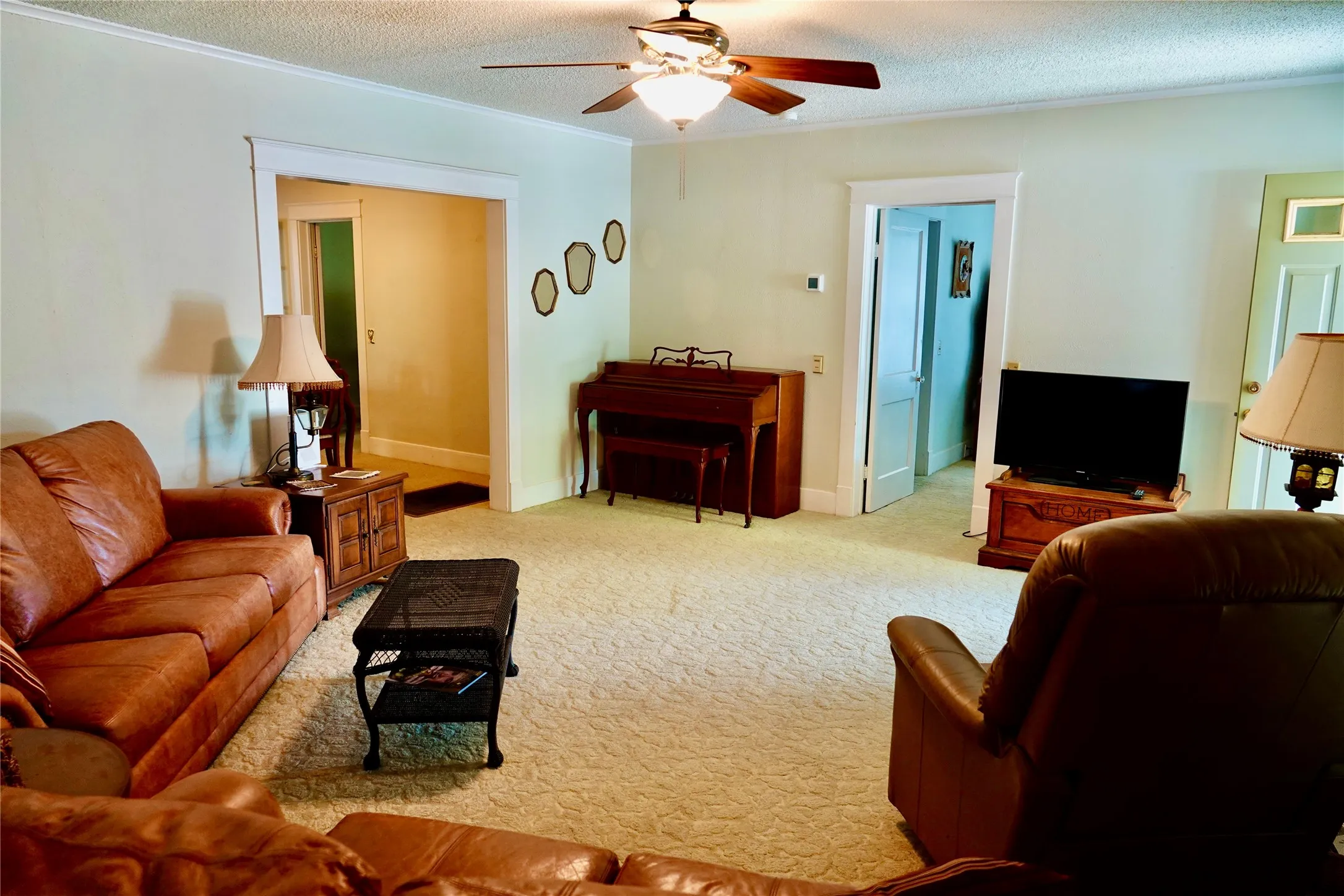 Single Family Residence For Sale in Mills County , 1108 N Reilley Street, Goldthwaite, Texas 76844, 3 Bedroom, 2 Bathroom, 1 Garage spaces, 1,391 Sqft, built in 1938, mls#21364719, Real Estate Agent in Goldthwaite, Homes For Sale in Mills county, Homes For Sale in Goldthwaite, Realtor in Goldthwaite Texas, Real Estate Brokerage Independent Realty Texas, Luminita Cordes Realtor