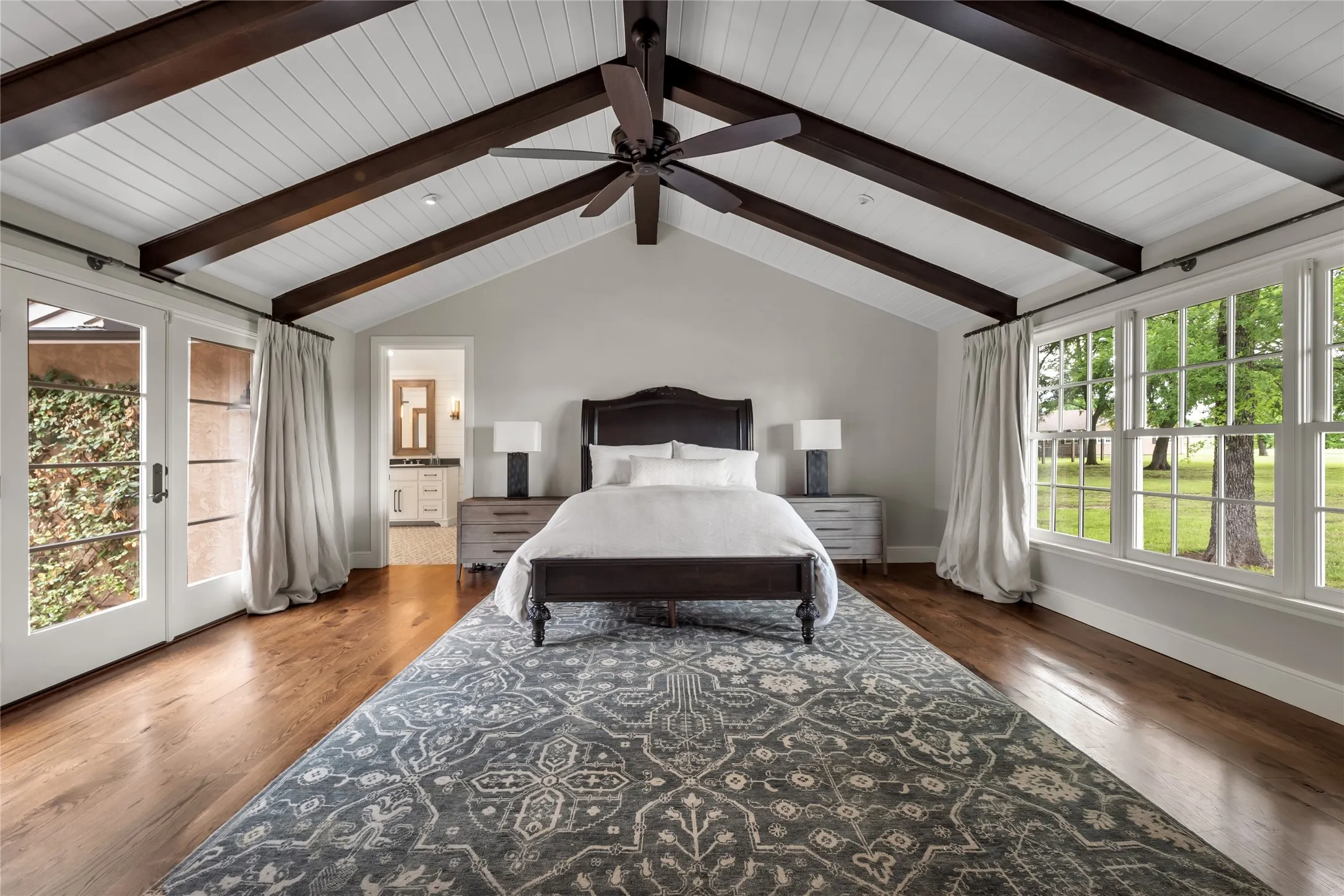 Farm For Sale in Parker County , 200 Legacy Downs Drive, Fort Worth, Texas 76126, 5 Bedroom, 7 Bathroom, 3 Garage spaces, 7,014 Sqft, built in 1973, Price $13,900,000, mls#21259536, Real Estate Agent in Fort Worth, Homes For Sale in Parker county, Homes For Sale in Fort Worth, Realtor in Fort Worth Texas, Real Estate Brokerage Independent Realty Texas, Luminita Cordes Realtor