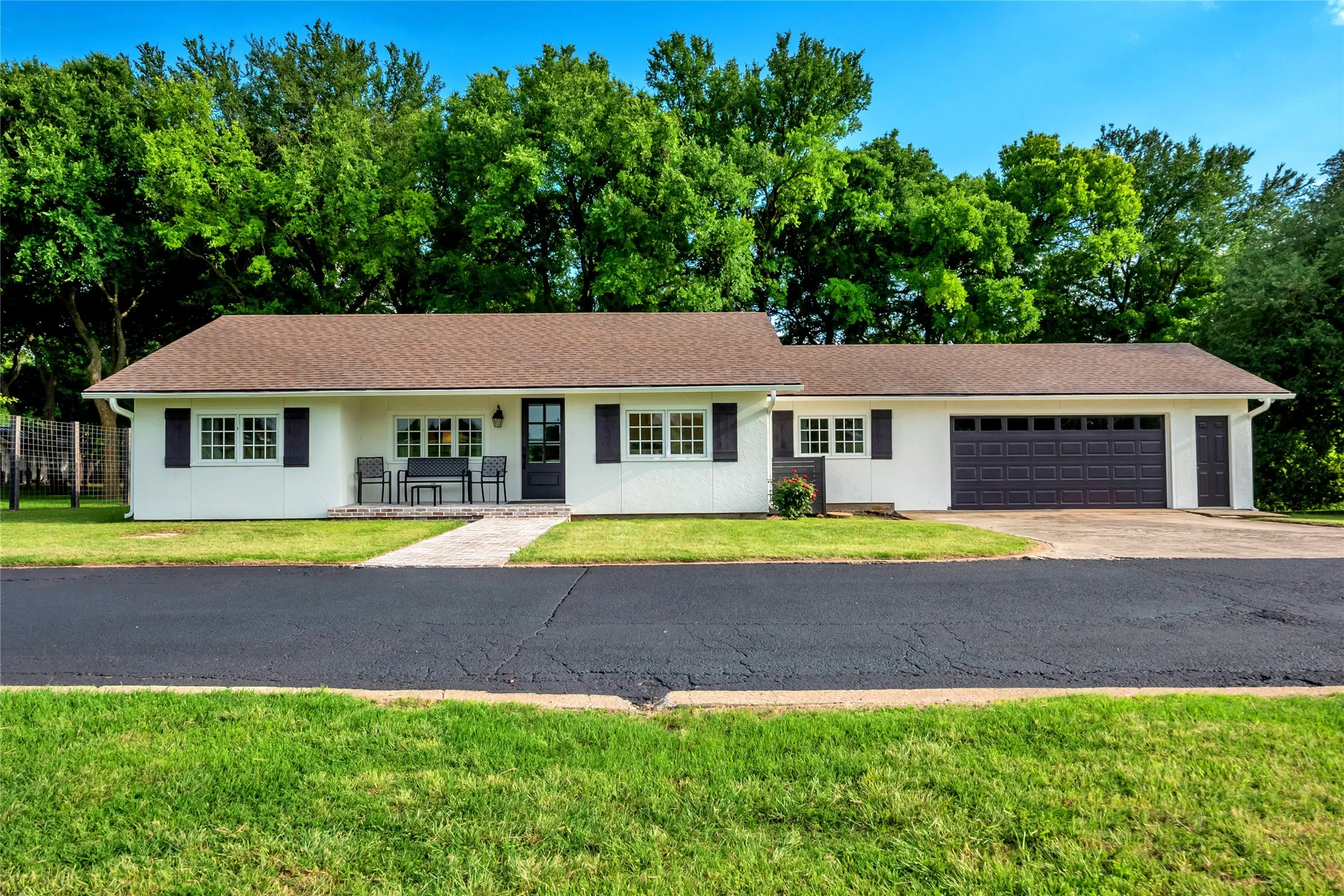Farm For Sale in Parker County , 200 Legacy Downs Drive, Fort Worth, Texas 76126, 5 Bedroom, 7 Bathroom, 3 Garage spaces, 7,014 Sqft, built in 1973, Price $13,900,000, mls#21259536, Real Estate Agent in Fort Worth, Homes For Sale in Parker county, Homes For Sale in Fort Worth, Realtor in Fort Worth Texas, Real Estate Brokerage Independent Realty Texas, Luminita Cordes Realtor