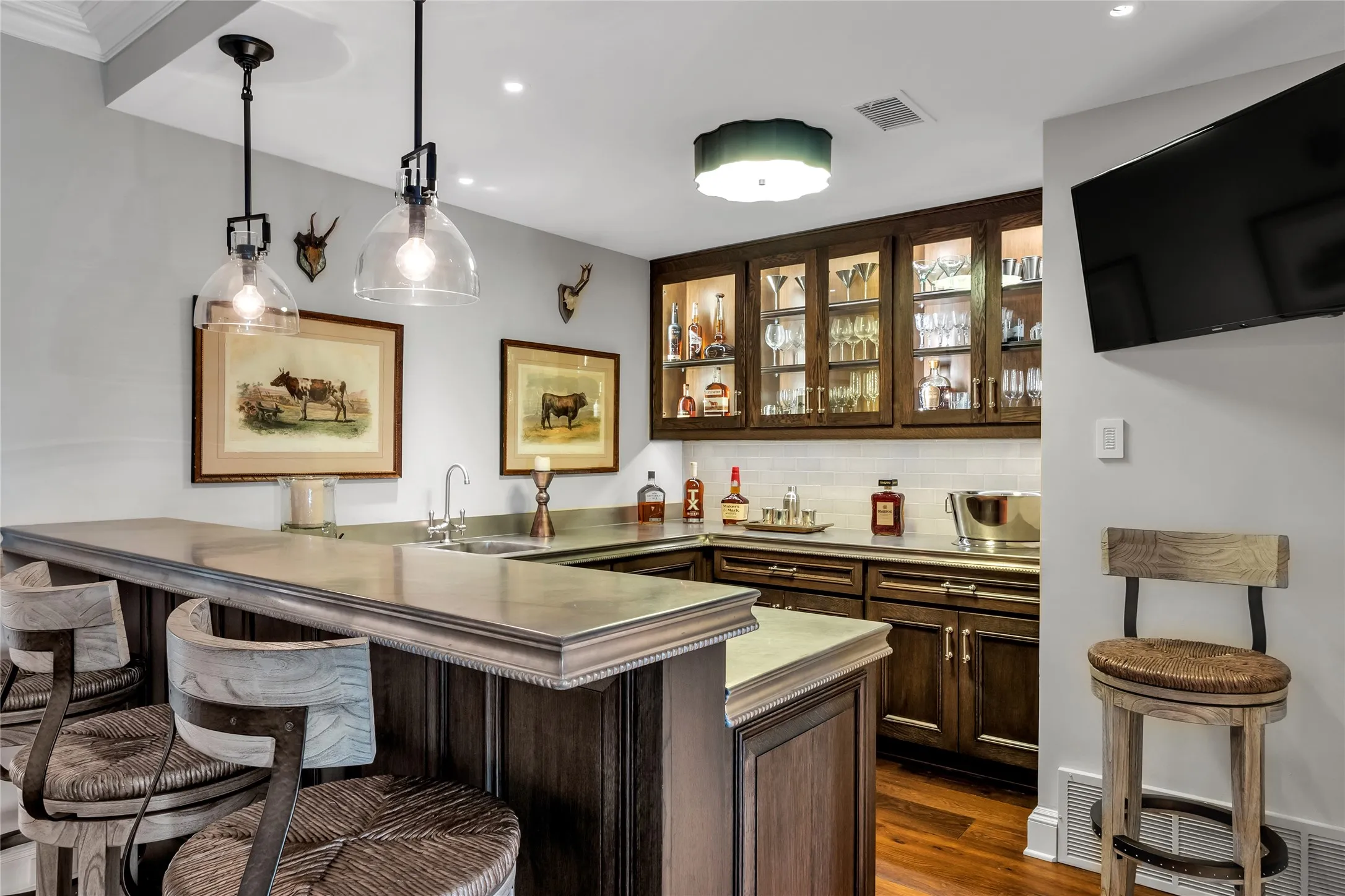 Farm For Sale in Parker County , 200 Legacy Downs Drive, Fort Worth, Texas 76126, 5 Bedroom, 7 Bathroom, 3 Garage spaces, 7,014 Sqft, built in 1973, Price $13,900,000, mls#21259536, Real Estate Agent in Fort Worth, Homes For Sale in Parker county, Homes For Sale in Fort Worth, Realtor in Fort Worth Texas, Real Estate Brokerage Independent Realty Texas, Luminita Cordes Realtor