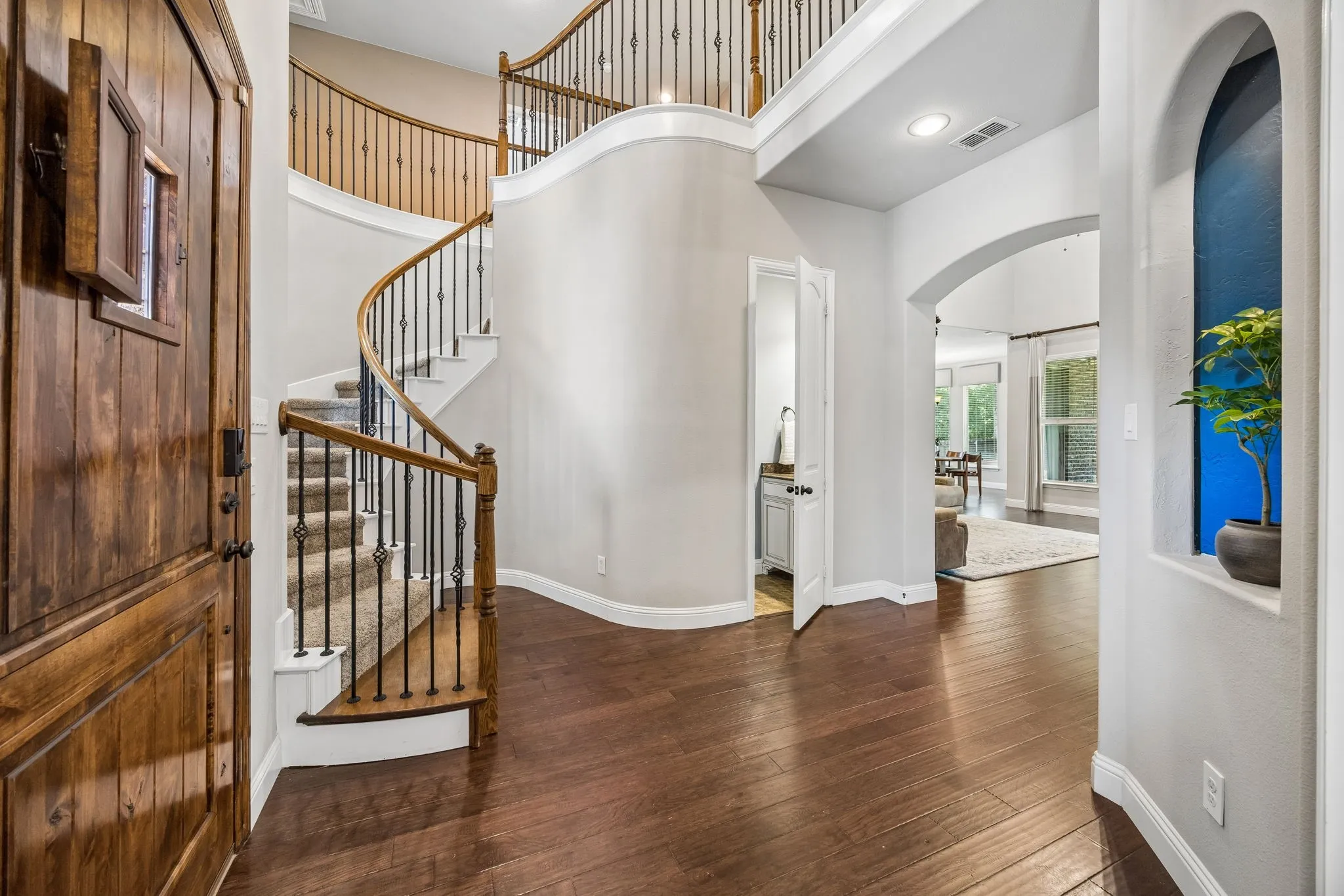 Single Family Residence For Sale in Tarrant County , 403 Clear Creek Drive, Mansfield, Texas 76063, 4 Bedroom, 4 Bathroom, 3 Garage spaces, 3,497 Sqft, built in 2014, mls#21363805, Real Estate Agent in Mansfield, Homes For Sale in Tarrant county, Homes For Sale in Mansfield, Realtor in Mansfield Texas, Real Estate Brokerage Independent Realty Texas, Luminita Cordes Realtor