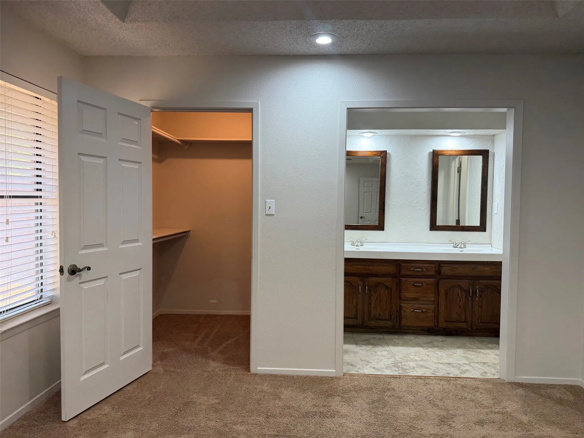 Single Family Residence For Sale in Young County , 1401 Preston Trail Court, Graham, Texas 76450, 3 Bedroom, 2 Bathroom, 2 Garage spaces, 1,544 Sqft, built in 1988, mls#21364221, Real Estate Agent in Graham, Homes For Sale in Young county, Homes For Sale in Graham, Realtor in Graham Texas, Real Estate Brokerage Independent Realty Texas, Luminita Cordes Realtor
