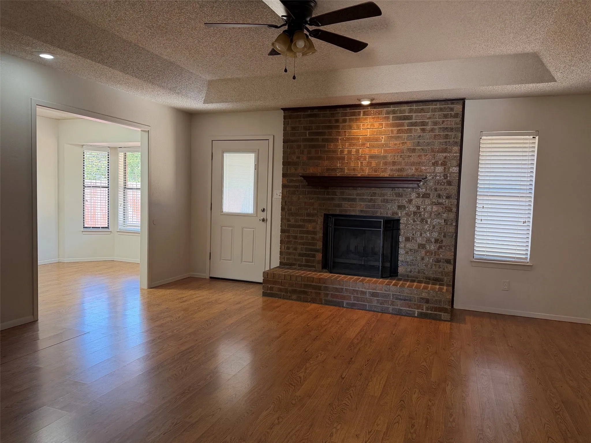 Single Family Residence For Sale in Young County , 1401 Preston Trail Court, Graham, Texas 76450, 3 Bedroom, 2 Bathroom, 2 Garage spaces, 1,544 Sqft, built in 1988, mls#21364221, Real Estate Agent in Graham, Homes For Sale in Young county, Homes For Sale in Graham, Realtor in Graham Texas, Real Estate Brokerage Independent Realty Texas, Luminita Cordes Realtor