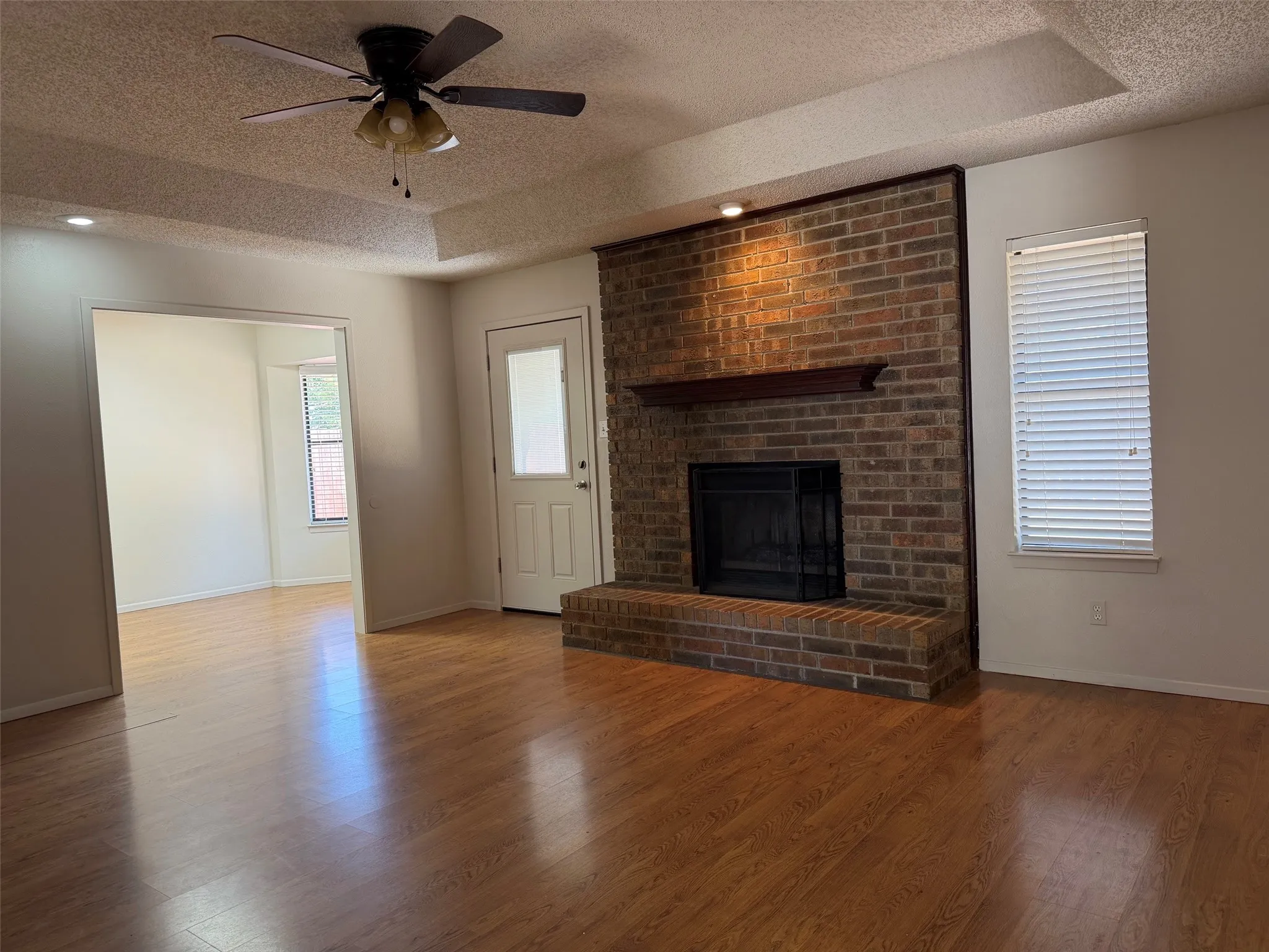 Single Family Residence For Sale in Young County , 1401 Preston Trail Court, Graham, Texas 76450, 3 Bedroom, 2 Bathroom, 2 Garage spaces, 1,544 Sqft, built in 1988, mls#21364221, Real Estate Agent in Graham, Homes For Sale in Young county, Homes For Sale in Graham, Realtor in Graham Texas, Real Estate Brokerage Independent Realty Texas, Luminita Cordes Realtor