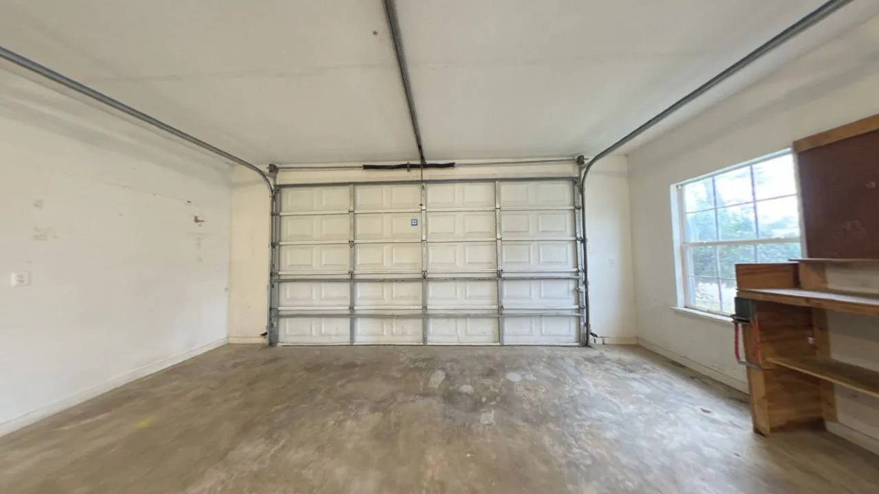 Single Family Residence For Sale in Van Zandt County , 850 VZ County Road 4204 Road 1, Canton, Texas 75103, 4 Bedroom, 3 Bathroom, 2 Garage spaces, 3,235 Sqft, built in 1998, mls#21365054, Real Estate Agent in Canton, Homes For Sale in Van Zandt county, Homes For Sale in Canton, Realtor in Canton Texas, Real Estate Brokerage Independent Realty Texas, Luminita Cordes Realtor