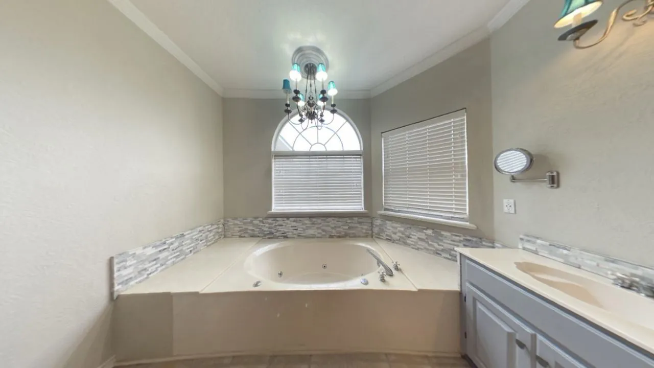 Single Family Residence For Sale in Van Zandt County , 850 VZ County Road 4204 Road 1, Canton, Texas 75103, 4 Bedroom, 3 Bathroom, 2 Garage spaces, 3,235 Sqft, built in 1998, mls#21365054, Real Estate Agent in Canton, Homes For Sale in Van Zandt county, Homes For Sale in Canton, Realtor in Canton Texas, Real Estate Brokerage Independent Realty Texas, Luminita Cordes Realtor