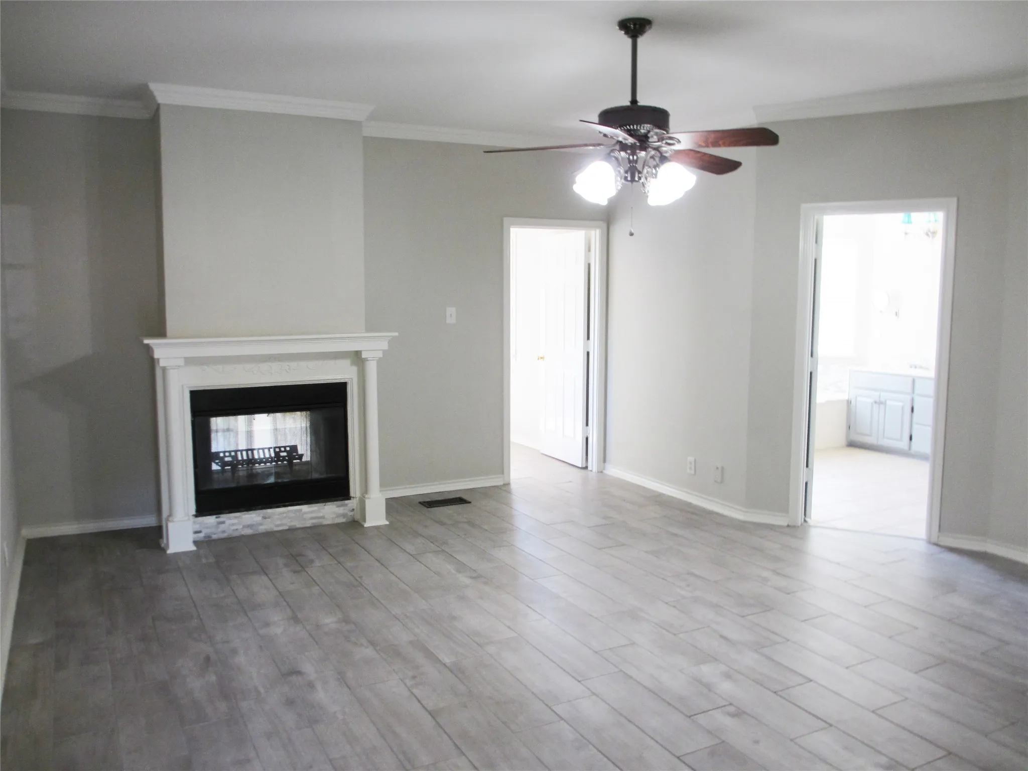 Single Family Residence For Sale in Van Zandt County , 850 VZ County Road 4204 Road 1, Canton, Texas 75103, 4 Bedroom, 3 Bathroom, 2 Garage spaces, 3,235 Sqft, built in 1998, mls#21365054, Real Estate Agent in Canton, Homes For Sale in Van Zandt county, Homes For Sale in Canton, Realtor in Canton Texas, Real Estate Brokerage Independent Realty Texas, Luminita Cordes Realtor