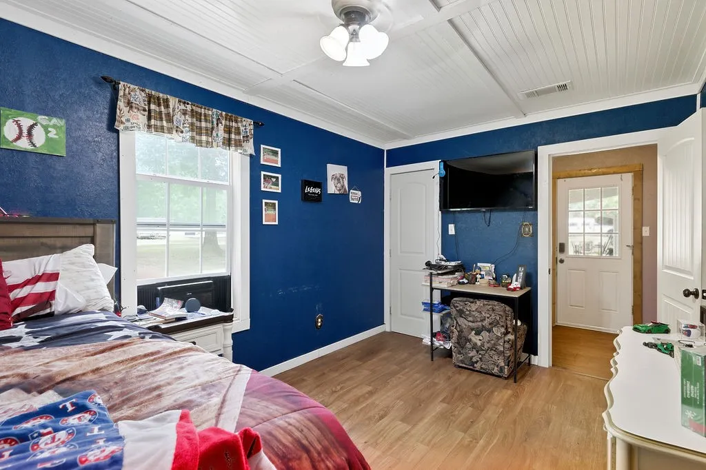 Single Family Residence For Sale in Upshur County , 339 H Williams Road, Gilmer, Texas 75645, 4 Bedroom, 2 Bathroom, Garage spaces, 2,020 Sqft, built in 2013, mls#21343328, Real Estate Agent in Gilmer, Homes For Sale in Upshur county, Homes For Sale in Gilmer, Realtor in Gilmer Texas, Real Estate Brokerage Independent Realty Texas, Luminita Cordes Realtor