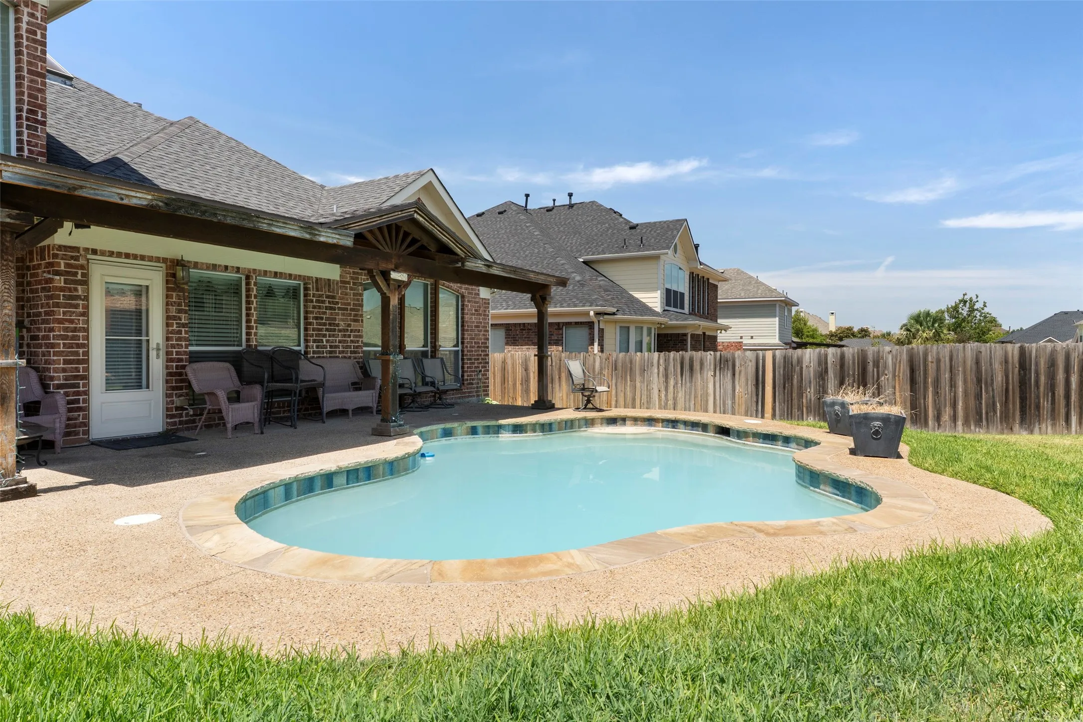 Single Family Residence For Sale in Dallas County , 6810 Indian Meadow Court, Sachse, Texas 75048, 5 Bedroom, 3 Bathroom, 2 Garage spaces, 3,798 Sqft, built in 2005, mls#21364354, Real Estate Agent in Sachse, Homes For Sale in Dallas county, Homes For Sale in Sachse, Realtor in Sachse Texas, Real Estate Brokerage Independent Realty Texas, Luminita Cordes Realtor