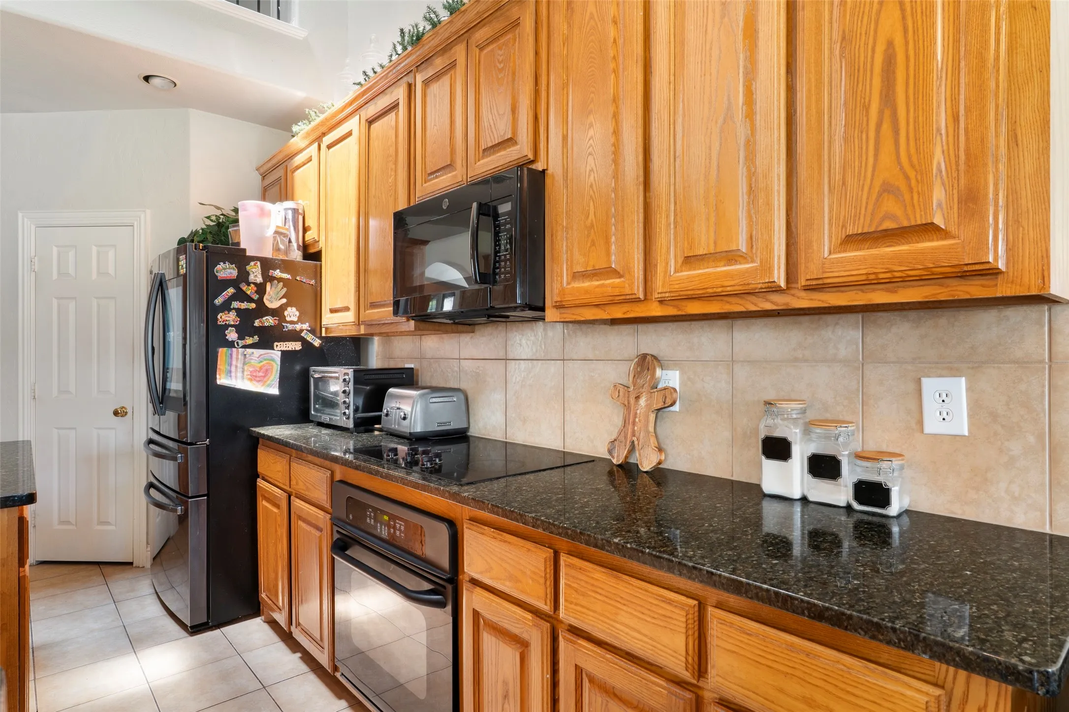 Single Family Residence For Sale in Dallas County , 6810 Indian Meadow Court, Sachse, Texas 75048, 5 Bedroom, 3 Bathroom, 2 Garage spaces, 3,798 Sqft, built in 2005, mls#21364354, Real Estate Agent in Sachse, Homes For Sale in Dallas county, Homes For Sale in Sachse, Realtor in Sachse Texas, Real Estate Brokerage Independent Realty Texas, Luminita Cordes Realtor