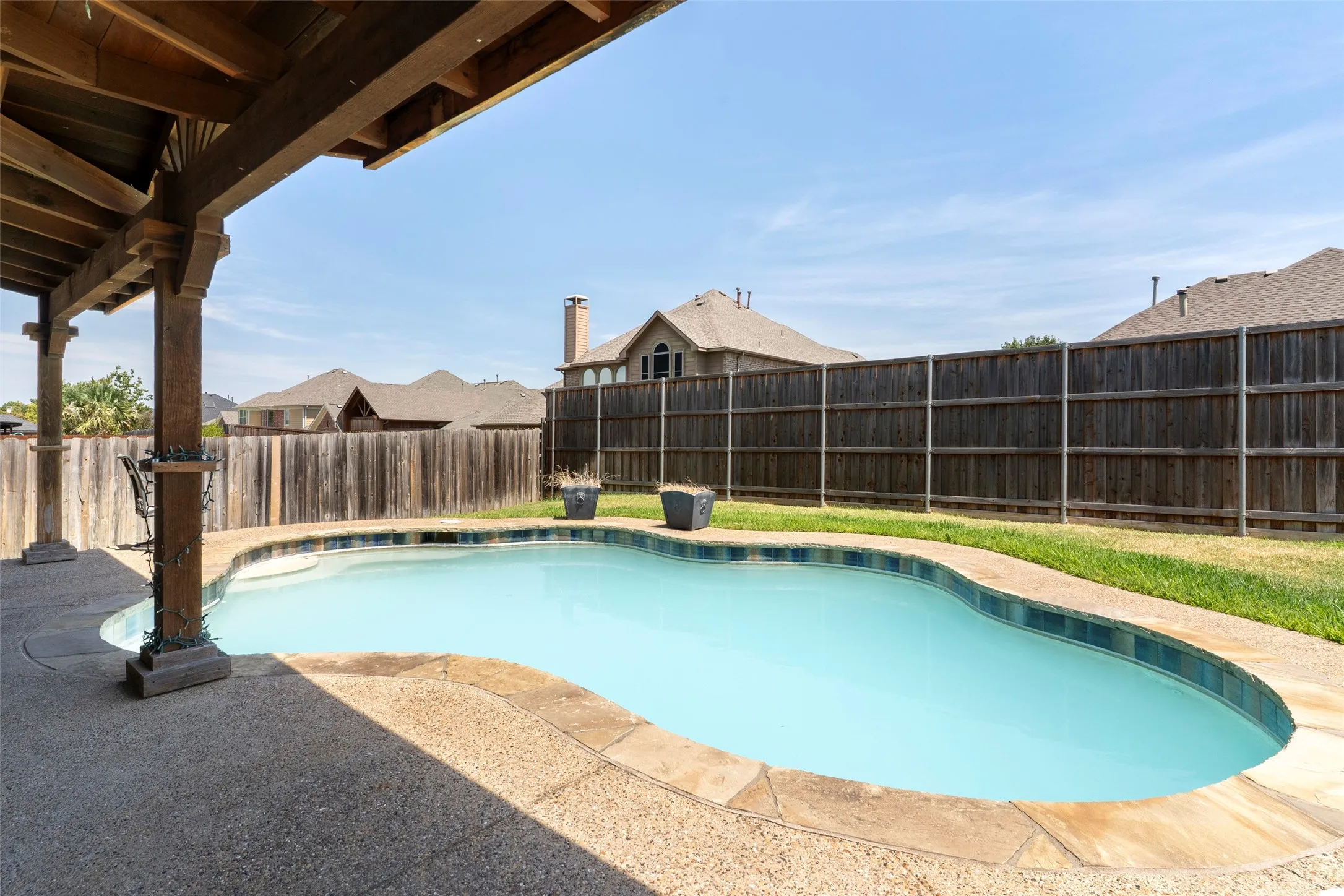 Single Family Residence For Sale in Dallas County , 6810 Indian Meadow Court, Sachse, Texas 75048, 5 Bedroom, 3 Bathroom, 2 Garage spaces, 3,798 Sqft, built in 2005, mls#21364354, Real Estate Agent in Sachse, Homes For Sale in Dallas county, Homes For Sale in Sachse, Realtor in Sachse Texas, Real Estate Brokerage Independent Realty Texas, Luminita Cordes Realtor