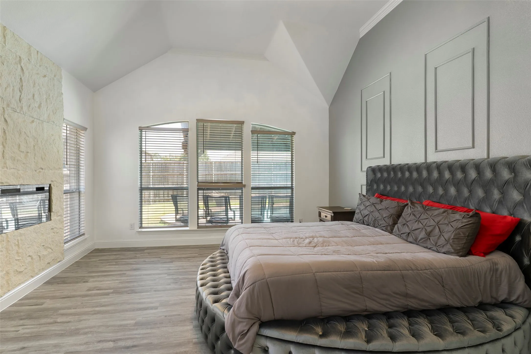 Single Family Residence For Sale in Dallas County , 6810 Indian Meadow Court, Sachse, Texas 75048, 5 Bedroom, 3 Bathroom, 2 Garage spaces, 3,798 Sqft, built in 2005, mls#21364354, Real Estate Agent in Sachse, Homes For Sale in Dallas county, Homes For Sale in Sachse, Realtor in Sachse Texas, Real Estate Brokerage Independent Realty Texas, Luminita Cordes Realtor