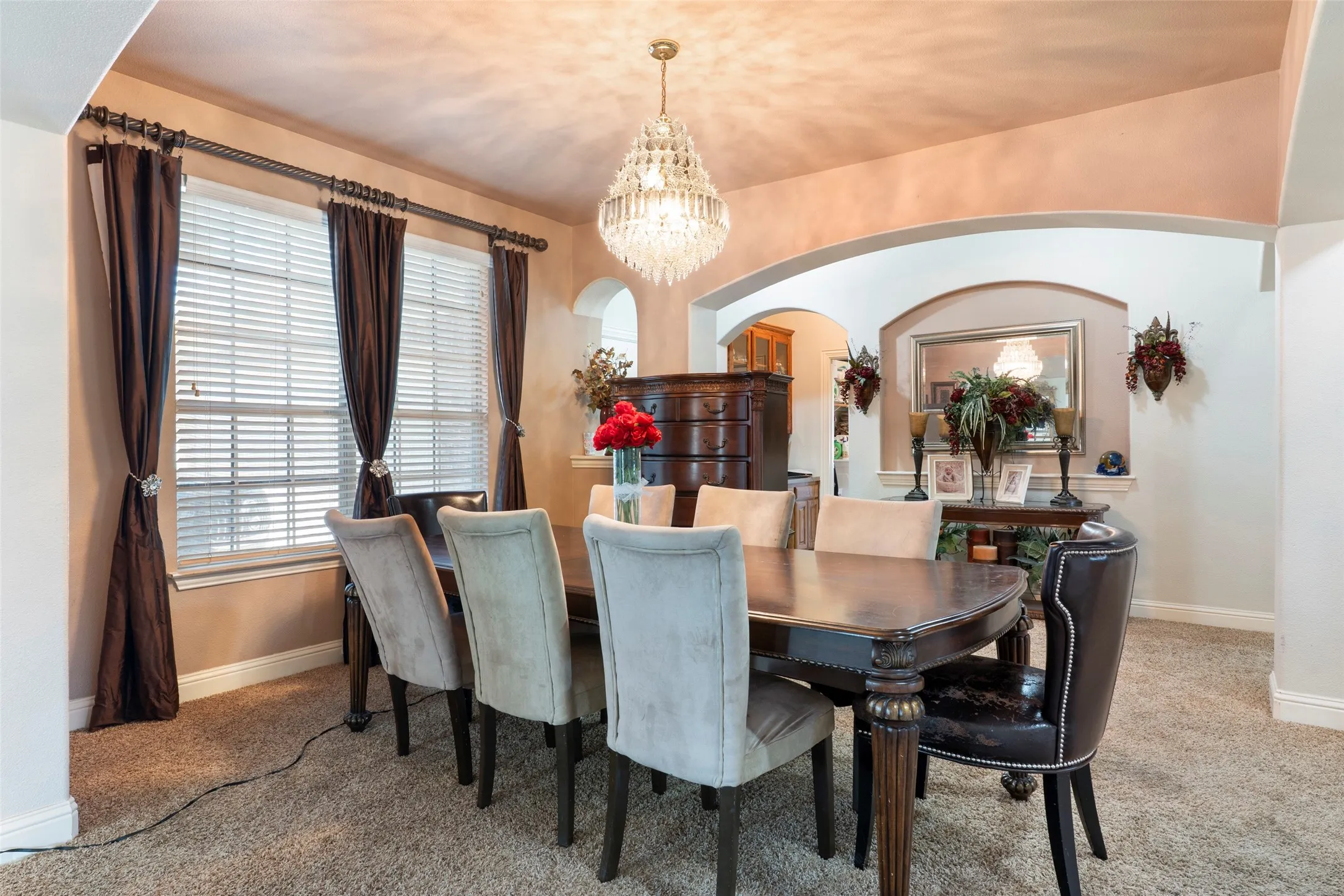Single Family Residence For Sale in Dallas County , 6810 Indian Meadow Court, Sachse, Texas 75048, 5 Bedroom, 3 Bathroom, 2 Garage spaces, 3,798 Sqft, built in 2005, mls#21364354, Real Estate Agent in Sachse, Homes For Sale in Dallas county, Homes For Sale in Sachse, Realtor in Sachse Texas, Real Estate Brokerage Independent Realty Texas, Luminita Cordes Realtor