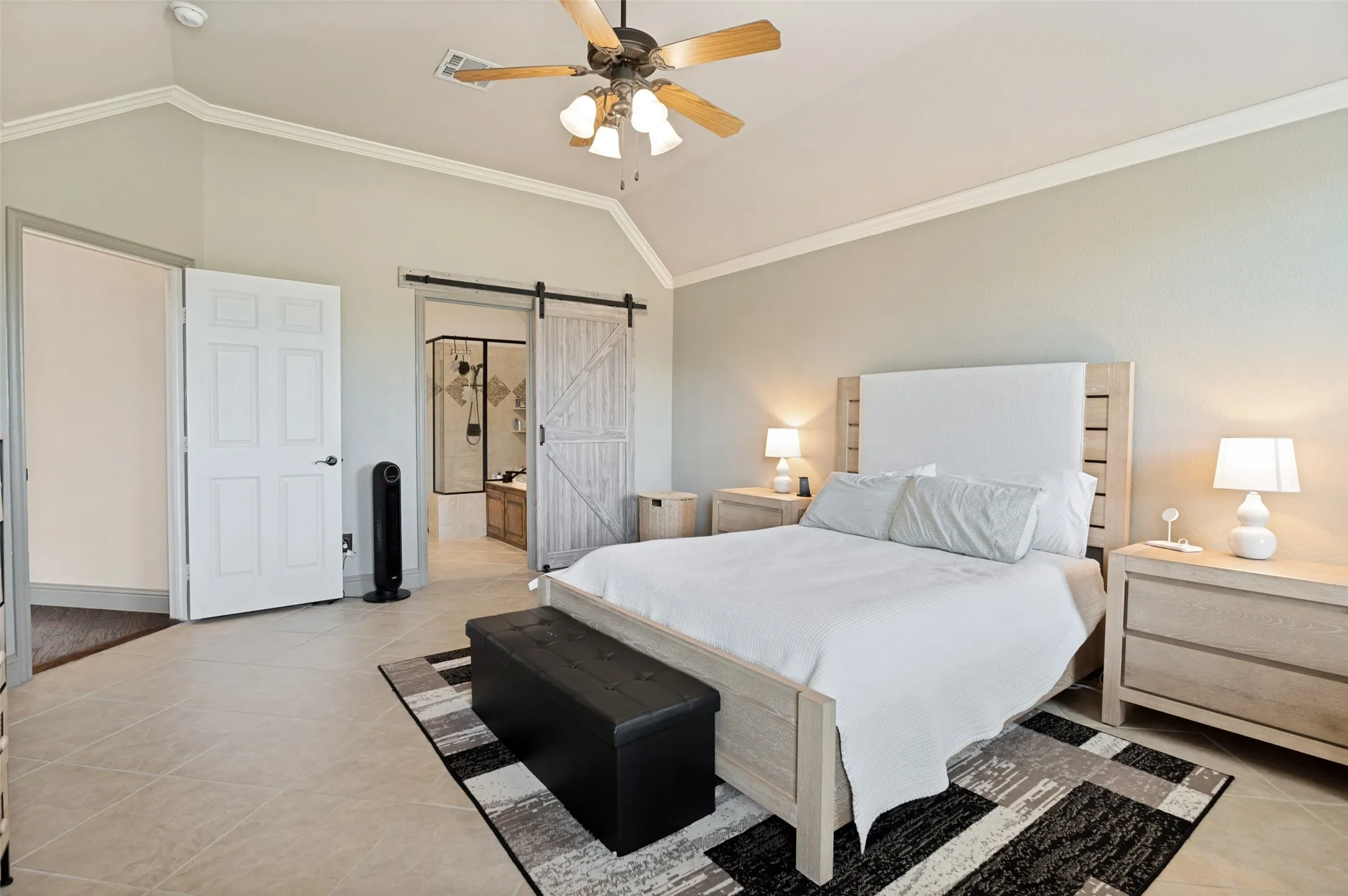 Main bedroom