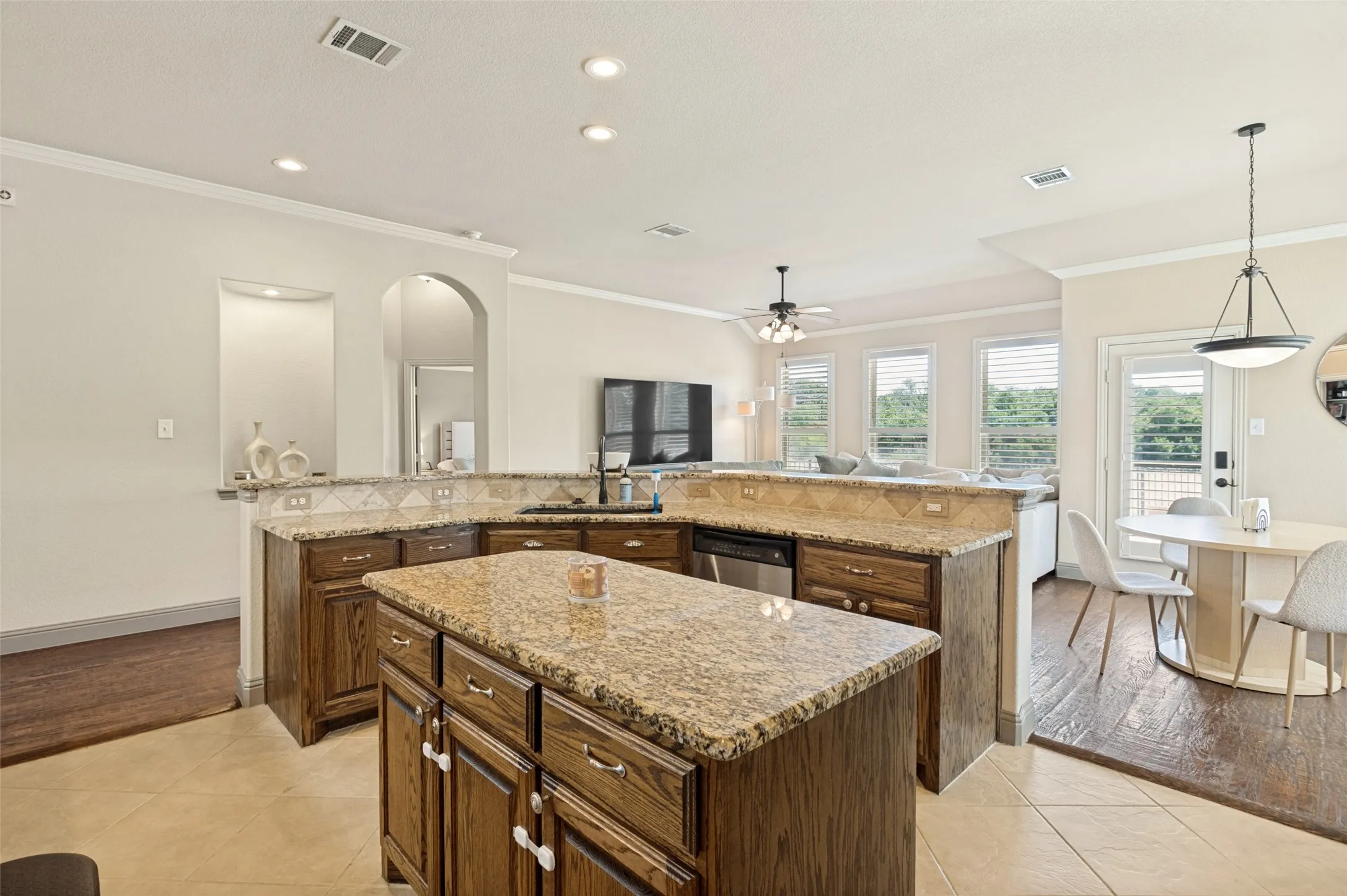 Single Family Residence For Rent in Denton County , 15600 Fire Creek Lane, Fort Worth, Texas 76177, 3 Bedroom, 2 Bathroom, 2 Garage spaces, 2,188 Sqft, built in 2009, Price $2,850, mls#21365015, Real Estate Agent in Fort Worth, Homes For Rent in Denton county, Homes For Rent in Fort Worth, Realtor in Fort Worth Texas, Real Estate Brokerage Independent Realty Texas, Luminita Cordes Realtor