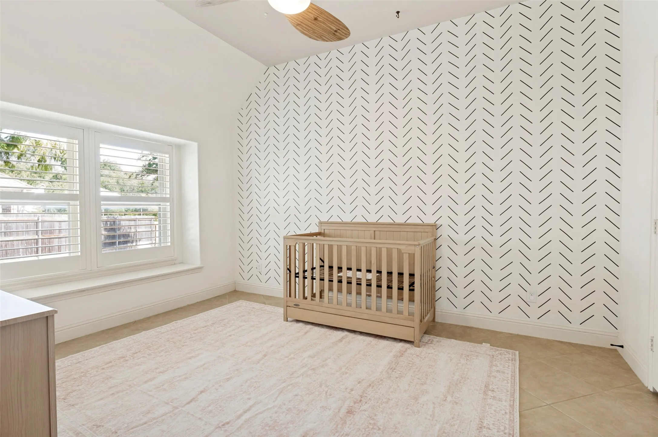 Secondary bedroom