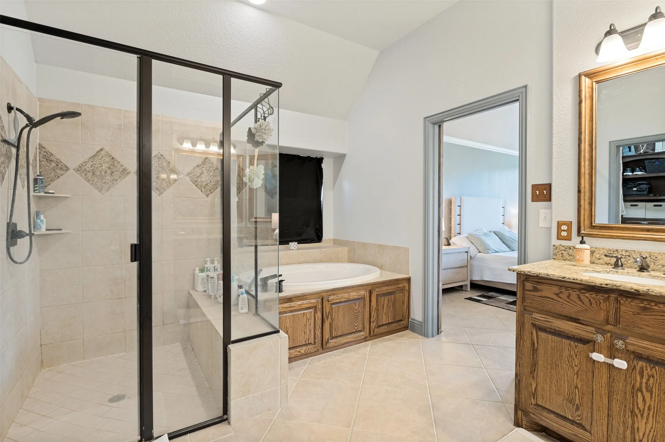 Main bathroom
