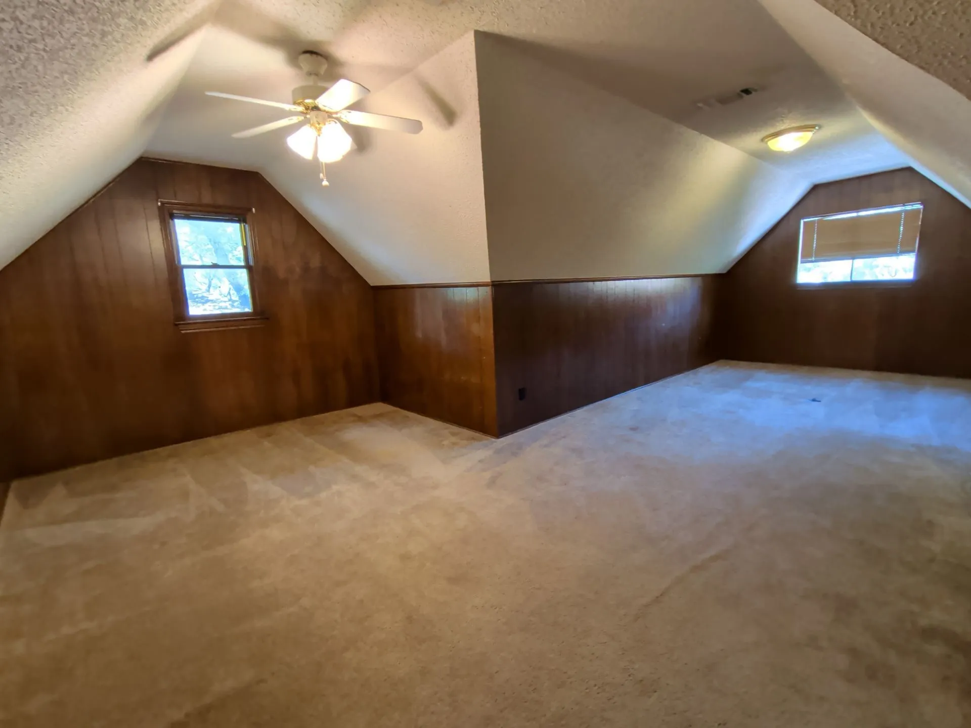 bonus room off of upstairs bedroom 1