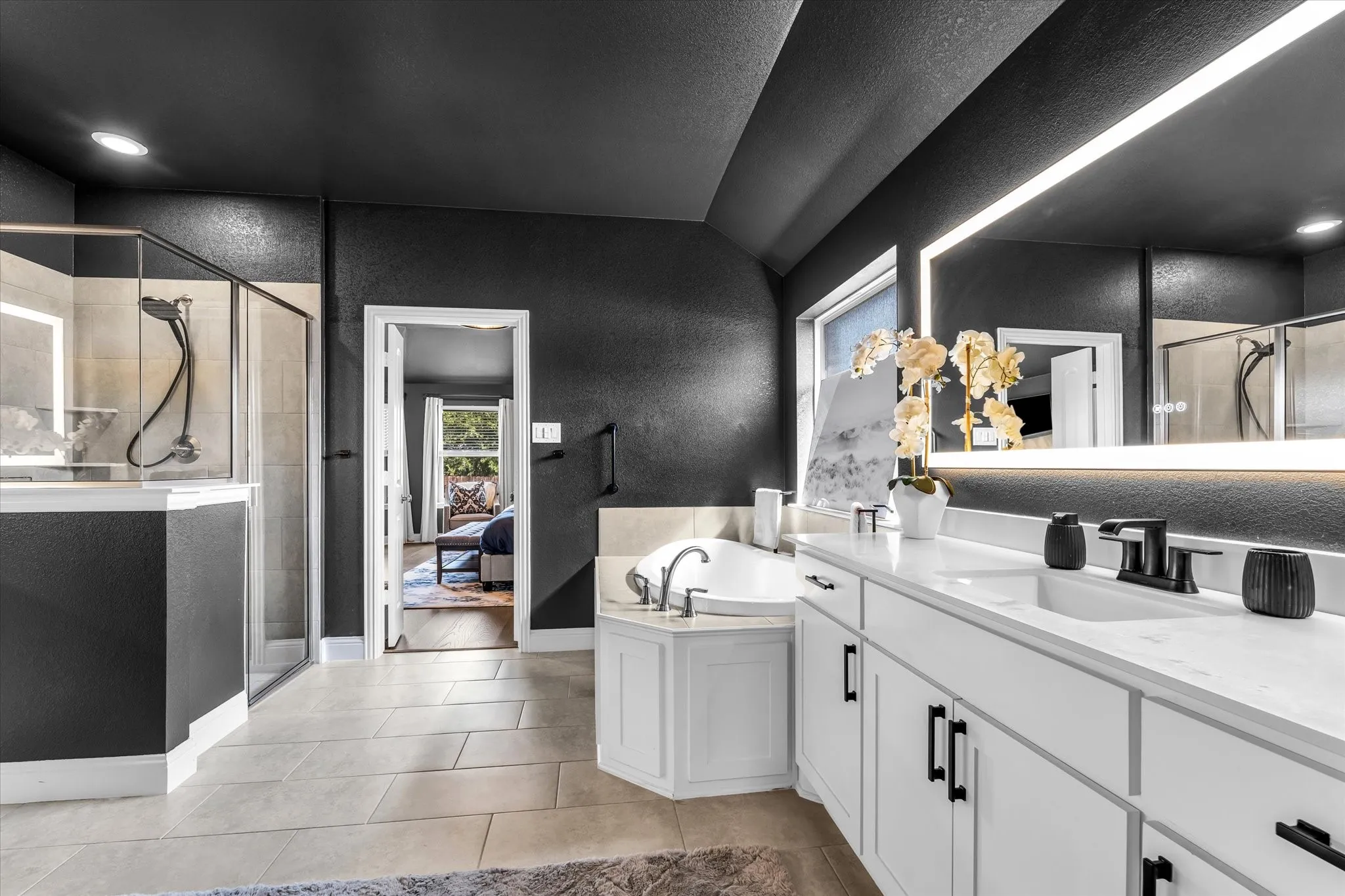 Single Family Residence For Sale in Mc Lennan County , 1317 Ridgeview Drive, Hewitt, Texas 76643, 4 Bedroom, 2 Bathroom, 2 Garage spaces, 2,271 Sqft, built in 2023, mls#21364699, Real Estate Agent in Hewitt, Homes For Sale in Mc Lennan county, Homes For Sale in Hewitt, Realtor in Hewitt Texas, Real Estate Brokerage Independent Realty Texas, Luminita Cordes Realtor