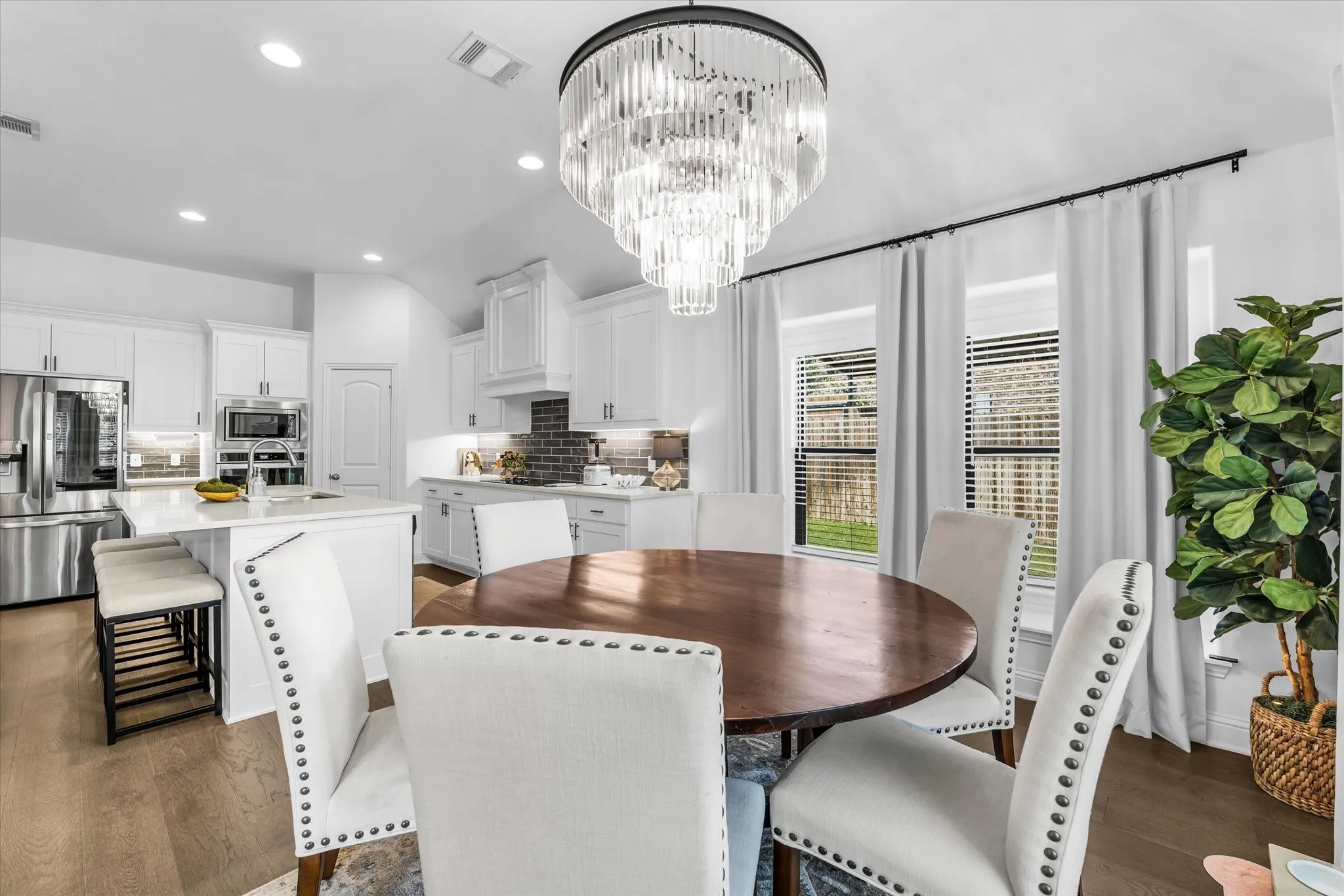 Single Family Residence For Sale in Mc Lennan County , 1317 Ridgeview Drive, Hewitt, Texas 76643, 4 Bedroom, 2 Bathroom, 2 Garage spaces, 2,271 Sqft, built in 2023, mls#21364699, Real Estate Agent in Hewitt, Homes For Sale in Mc Lennan county, Homes For Sale in Hewitt, Realtor in Hewitt Texas, Real Estate Brokerage Independent Realty Texas, Luminita Cordes Realtor