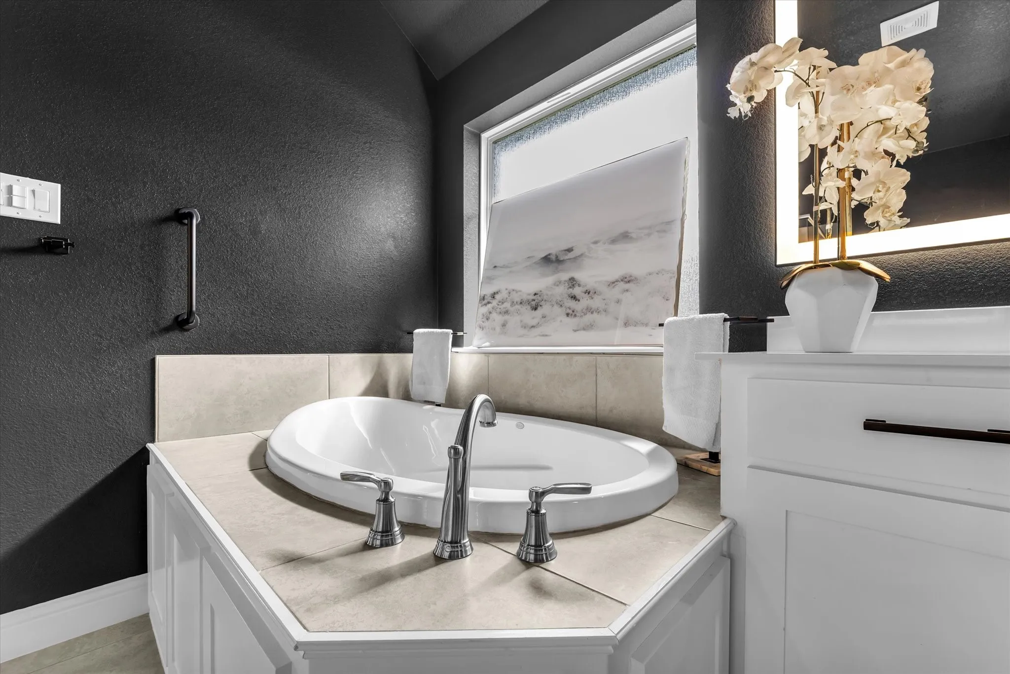 Single Family Residence For Sale in Mc Lennan County , 1317 Ridgeview Drive, Hewitt, Texas 76643, 4 Bedroom, 2 Bathroom, 2 Garage spaces, 2,271 Sqft, built in 2023, mls#21364699, Real Estate Agent in Hewitt, Homes For Sale in Mc Lennan county, Homes For Sale in Hewitt, Realtor in Hewitt Texas, Real Estate Brokerage Independent Realty Texas, Luminita Cordes Realtor