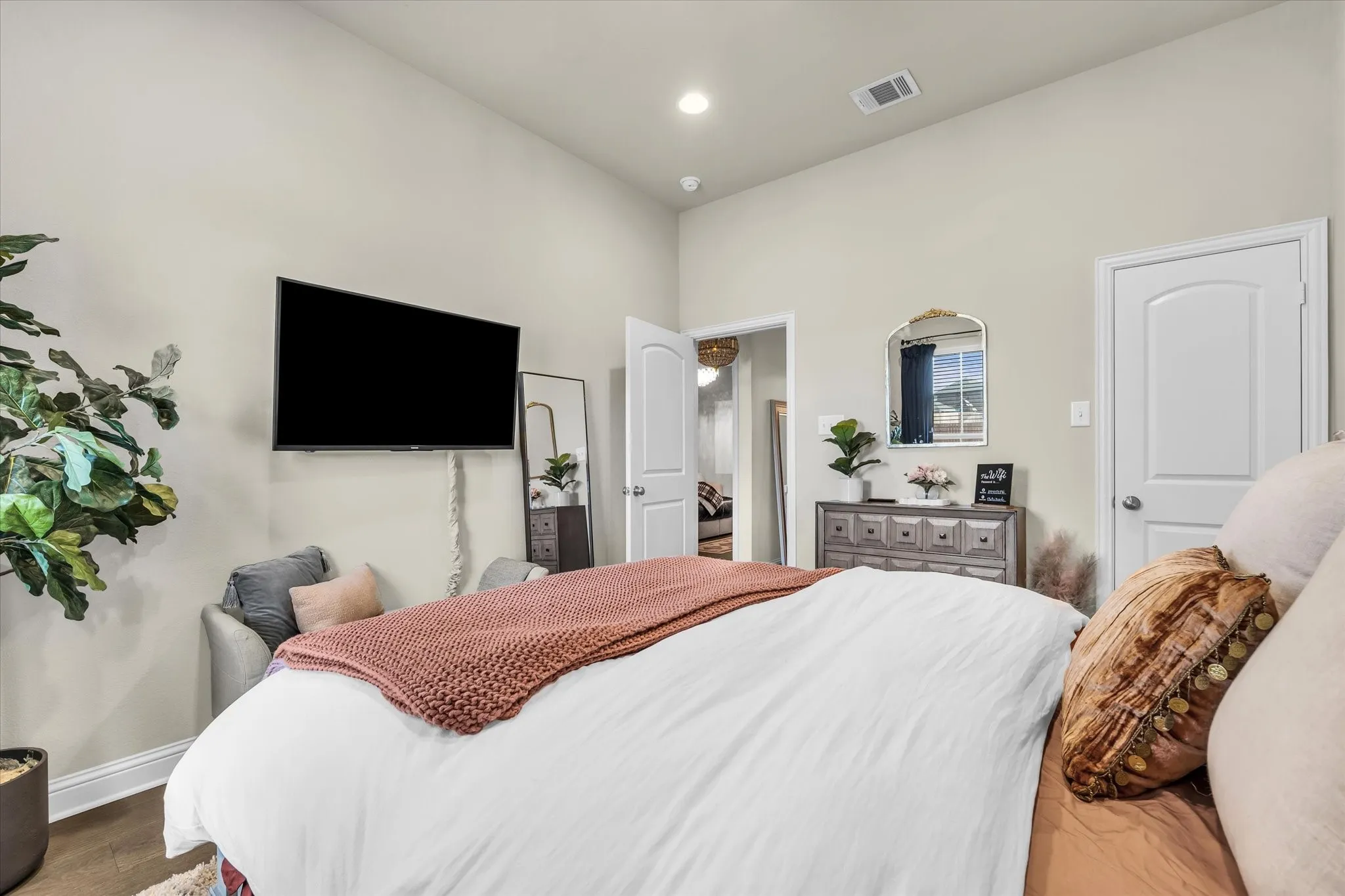 Single Family Residence For Sale in Mc Lennan County , 1317 Ridgeview Drive, Hewitt, Texas 76643, 4 Bedroom, 2 Bathroom, 2 Garage spaces, 2,271 Sqft, built in 2023, mls#21364699, Real Estate Agent in Hewitt, Homes For Sale in Mc Lennan county, Homes For Sale in Hewitt, Realtor in Hewitt Texas, Real Estate Brokerage Independent Realty Texas, Luminita Cordes Realtor