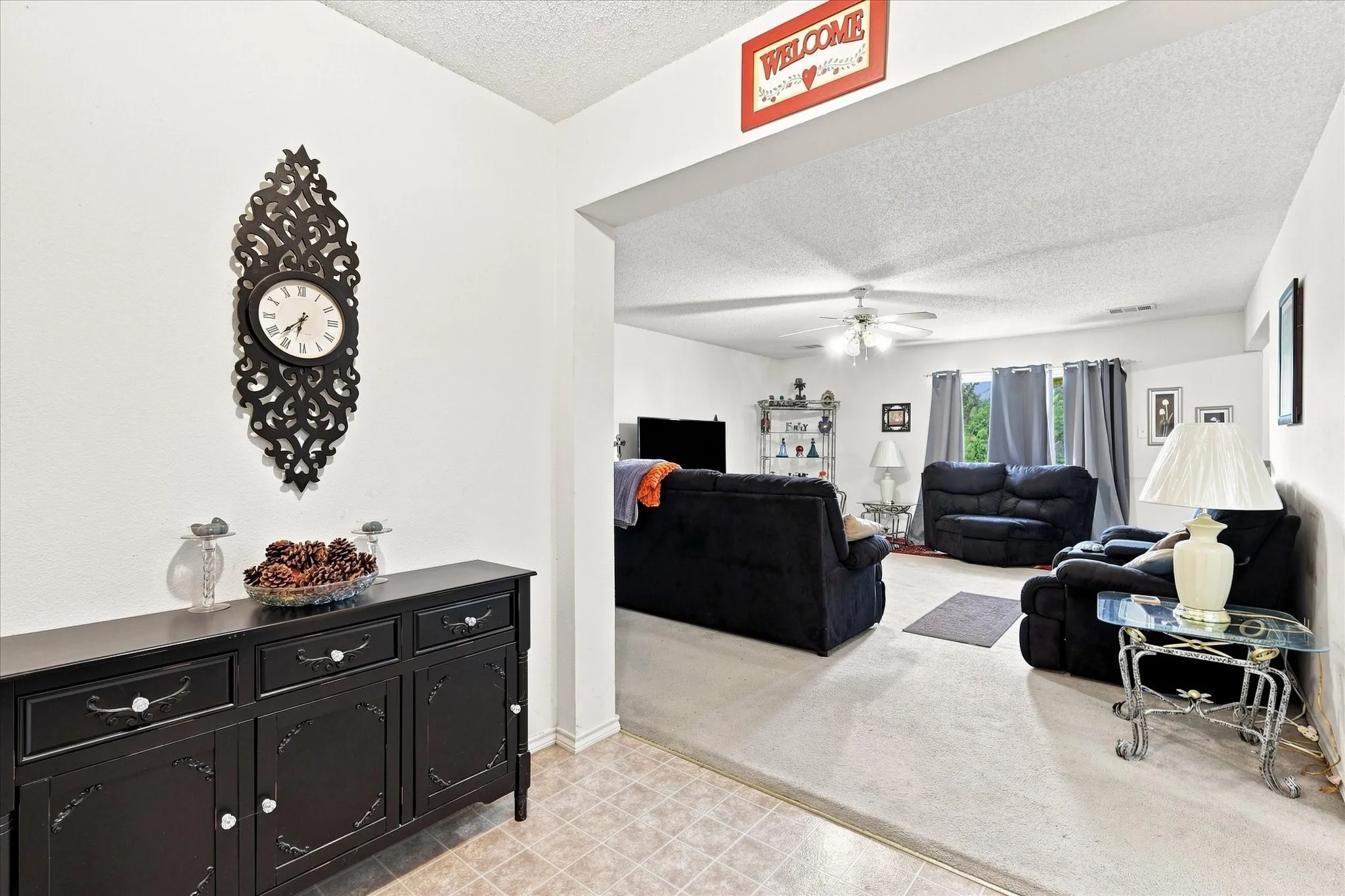 Single Family Residence For Sale in Kaufman County , 10475 Country View Lane, Forney, Texas 75126, 4 Bedroom, 3 Bathroom, 2 Garage spaces, 2,117 Sqft, built in 2002, mls#21359217, Real Estate Agent in Forney, Homes For Sale in Kaufman county, Homes For Sale in Forney, Realtor in Forney Texas, Real Estate Brokerage Independent Realty Texas, Luminita Cordes Realtor
