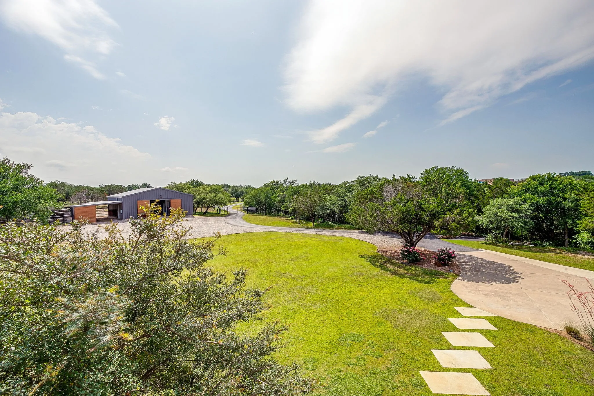 Single Family Residence For Sale in Parker County , 357 Wood Lake Road, Aledo, Texas 76008, 5 Bedroom, 5 Bathroom, 2 Garage spaces, 3,429 Sqft, built in 2005, Price $2,775,000, mls#21363403, Real Estate Agent in Aledo, Homes For Sale in Parker county, Homes For Sale in Aledo, Realtor in Aledo Texas, Real Estate Brokerage Independent Realty Texas, Luminita Cordes Realtor