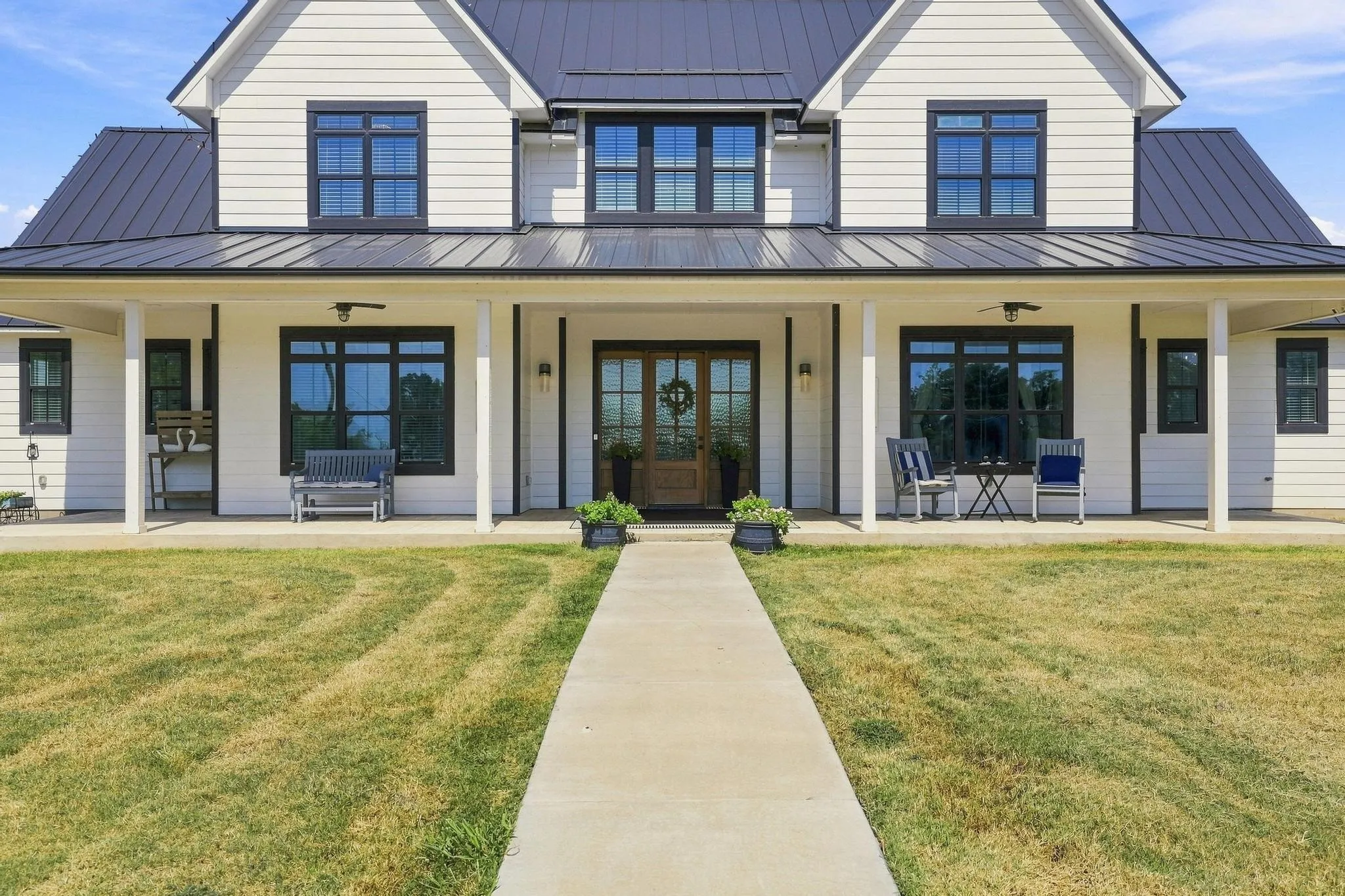 Single Family Residence For Sale in Grayson County , 639 Eisenhower Road, Denison, Texas 75020, 5 Bedroom, 4 Bathroom, 3 Garage spaces, 3,351 Sqft, built in 2022, mls#21362965, Real Estate Agent in Denison, Homes For Sale in Grayson county, Homes For Sale in Denison, Realtor in Denison Texas, Real Estate Brokerage Independent Realty Texas, Luminita Cordes Realtor