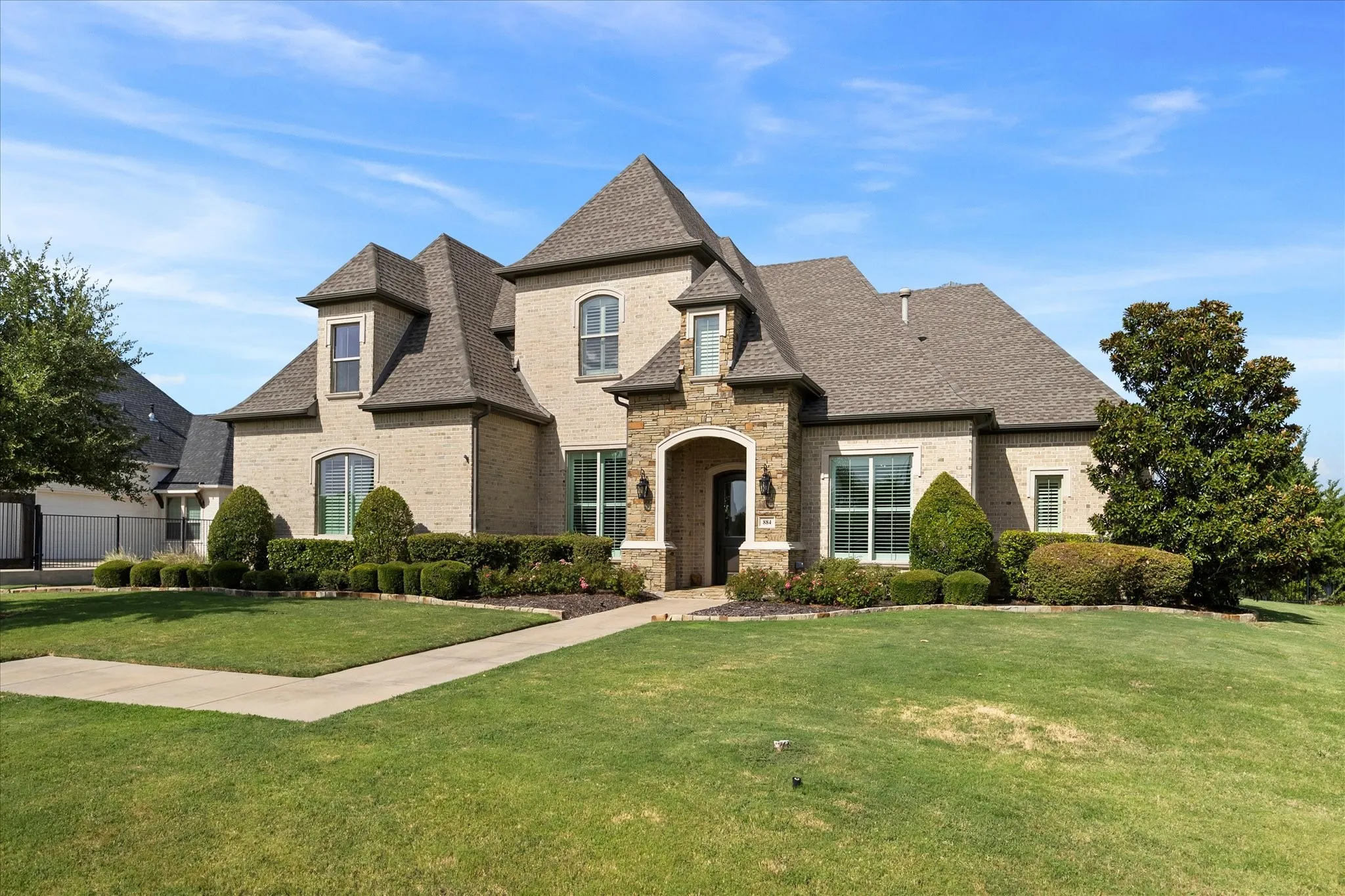 Single Family Residence For Sale in Rockwall County , 884 Tranquility Drive, Heath, Texas 75032, 4 Bedroom, 5 Bathroom, 3 Garage spaces, 4,433 Sqft, built in 2015, mls#21363143, Real Estate Agent in Heath, Homes For Sale in Rockwall county, Homes For Sale in Heath, Realtor in Heath Texas, Real Estate Brokerage Independent Realty Texas, Luminita Cordes Realtor