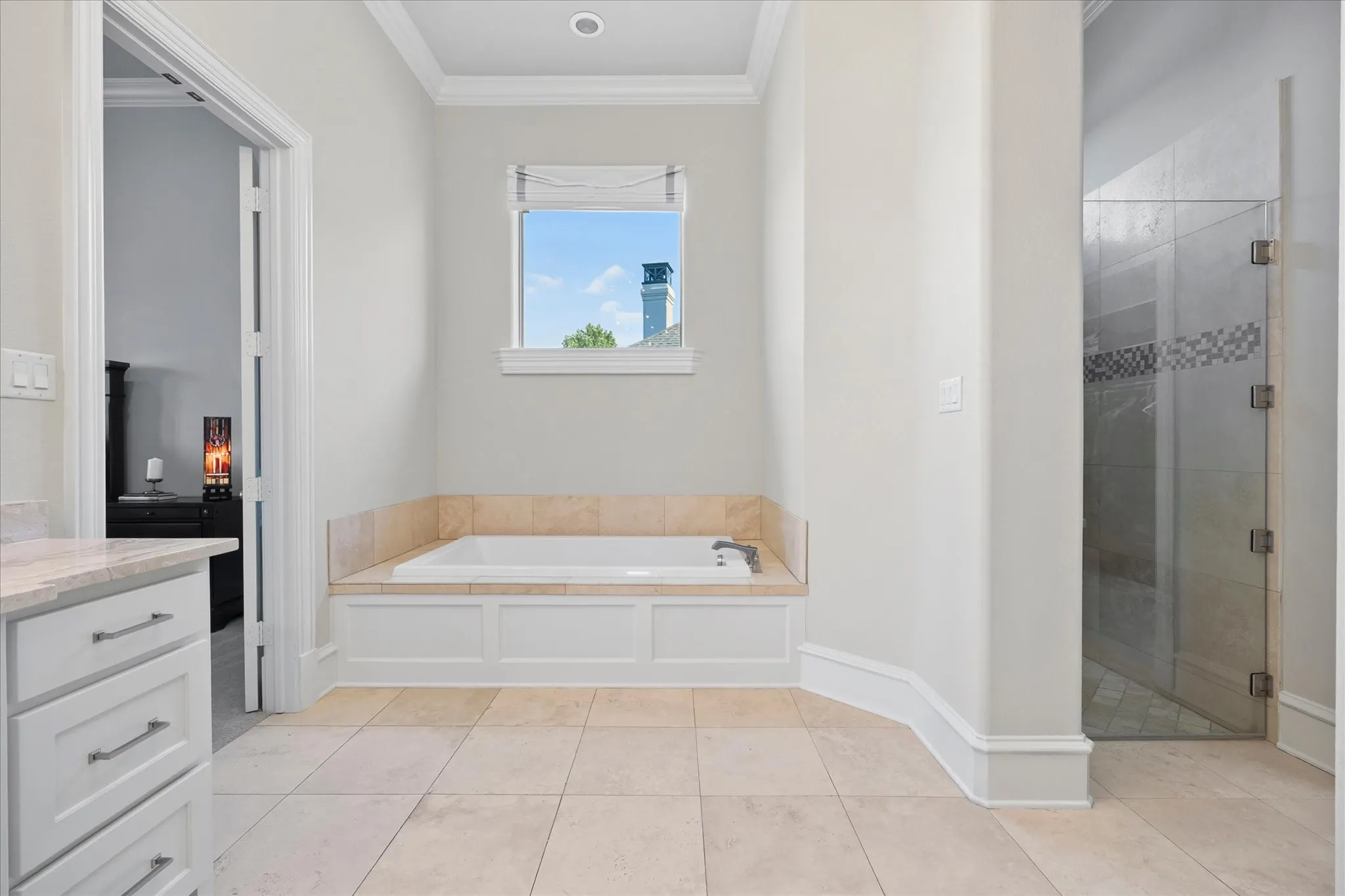 Single Family Residence For Sale in Rockwall County , 884 Tranquility Drive, Heath, Texas 75032, 4 Bedroom, 5 Bathroom, 3 Garage spaces, 4,433 Sqft, built in 2015, mls#21363143, Real Estate Agent in Heath, Homes For Sale in Rockwall county, Homes For Sale in Heath, Realtor in Heath Texas, Real Estate Brokerage Independent Realty Texas, Luminita Cordes Realtor