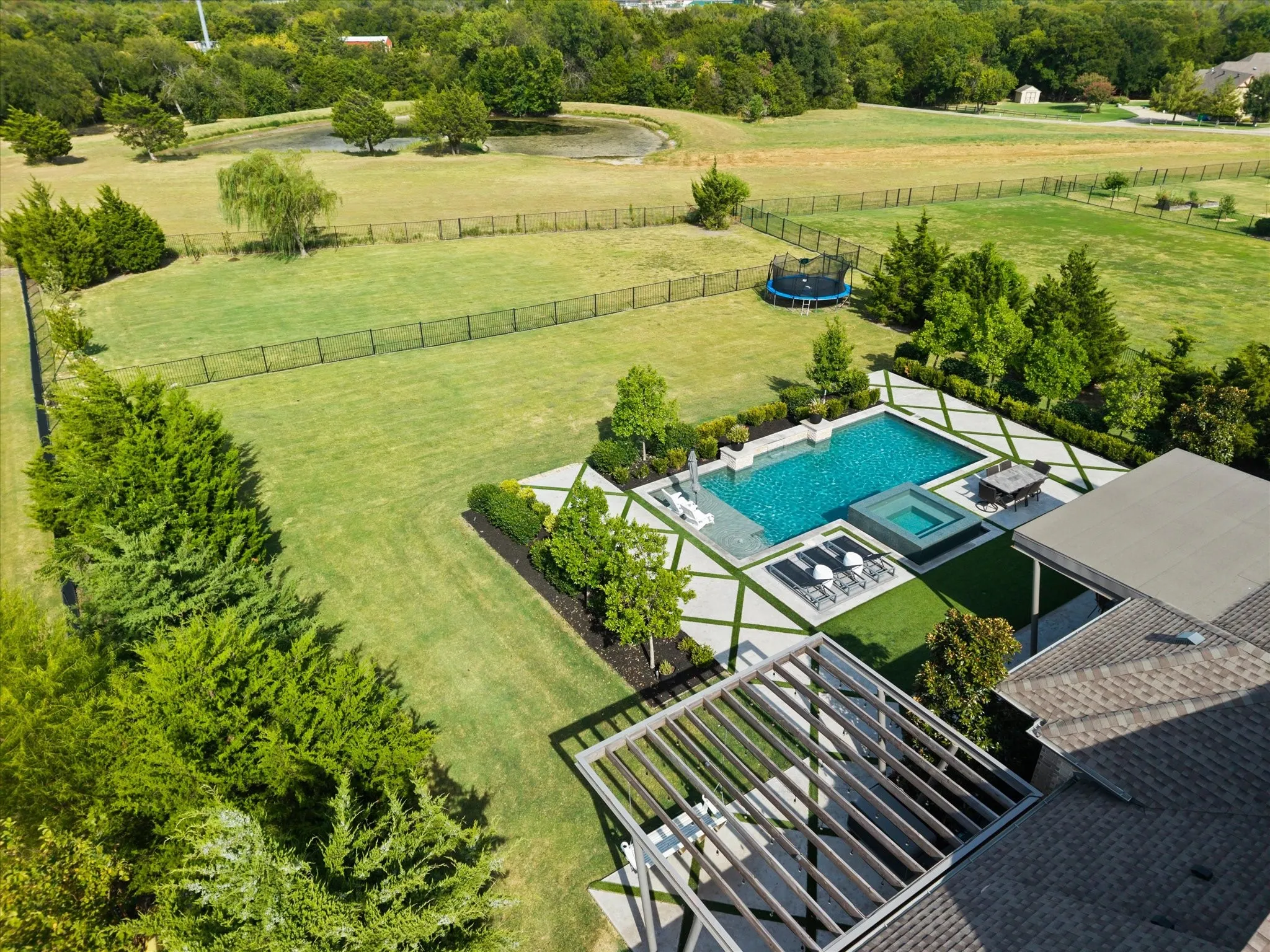Single Family Residence For Sale in Rockwall County , 884 Tranquility Drive, Heath, Texas 75032, 4 Bedroom, 5 Bathroom, 3 Garage spaces, 4,433 Sqft, built in 2015, mls#21363143, Real Estate Agent in Heath, Homes For Sale in Rockwall county, Homes For Sale in Heath, Realtor in Heath Texas, Real Estate Brokerage Independent Realty Texas, Luminita Cordes Realtor