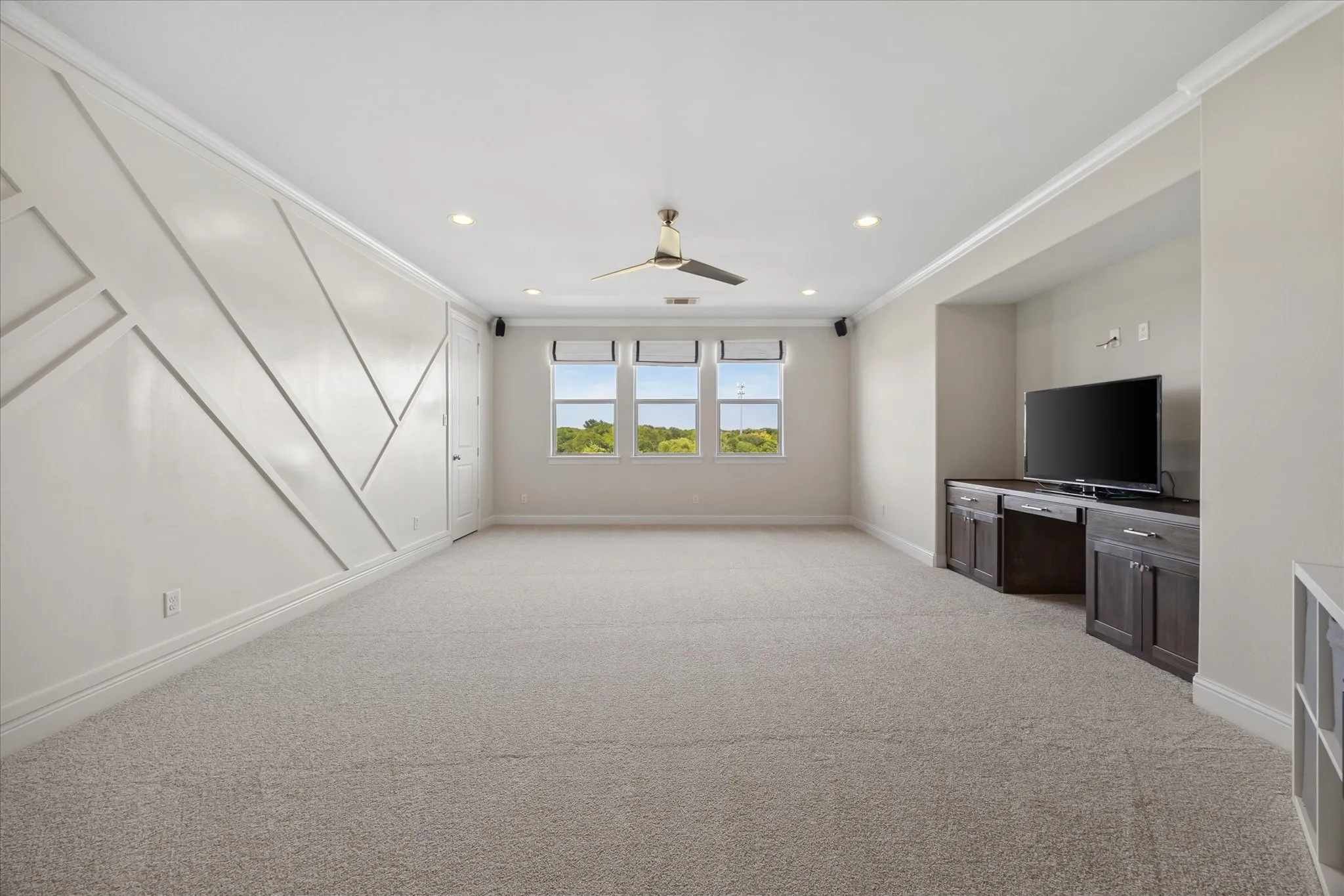 Single Family Residence For Sale in Rockwall County , 884 Tranquility Drive, Heath, Texas 75032, 4 Bedroom, 5 Bathroom, 3 Garage spaces, 4,433 Sqft, built in 2015, mls#21363143, Real Estate Agent in Heath, Homes For Sale in Rockwall county, Homes For Sale in Heath, Realtor in Heath Texas, Real Estate Brokerage Independent Realty Texas, Luminita Cordes Realtor