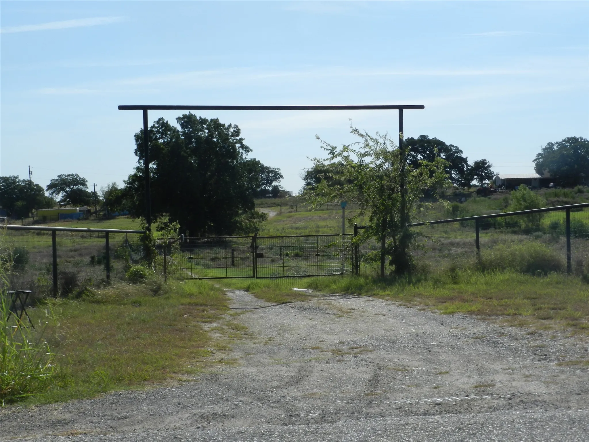 Mobile Home For Sale in Wise County , 937 County Road 4790, Boyd, Texas 76023, 4 Bedroom, 2 Bathroom, Garage spaces, 2,128 Sqft, built in 2000, mls#21362888, Real Estate Agent in Boyd, Homes For Sale in Wise county, Homes For Sale in Boyd, Realtor in Boyd Texas, Real Estate Brokerage Independent Realty Texas, Luminita Cordes Realtor