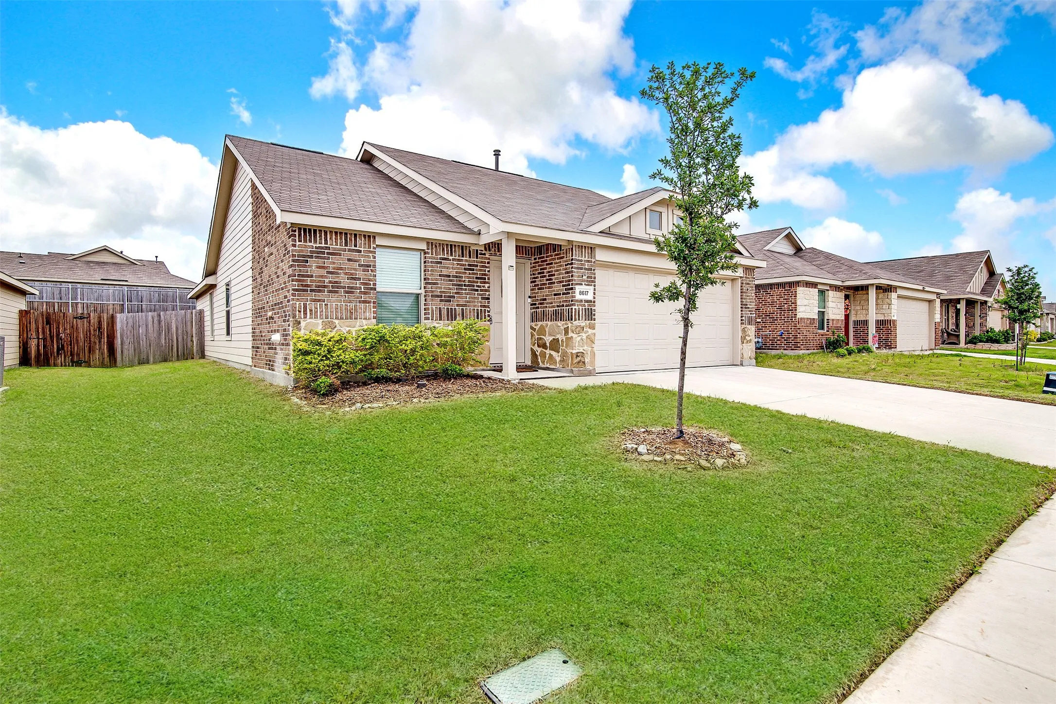Single Family Residence For Rent in Tarrant County , 8617 Thicket Ridge Street, Fort Worth, Texas 76123, 4 Bedroom, 2 Bathroom, 2 Garage spaces, 1,725 Sqft, built in 2023, mls#21365084, Real Estate Agent in Fort Worth, Homes For Rent in Tarrant county, Homes For Rent in Fort Worth, Realtor in Fort Worth Texas, Real Estate Brokerage Independent Realty Texas, Luminita Cordes Realtor