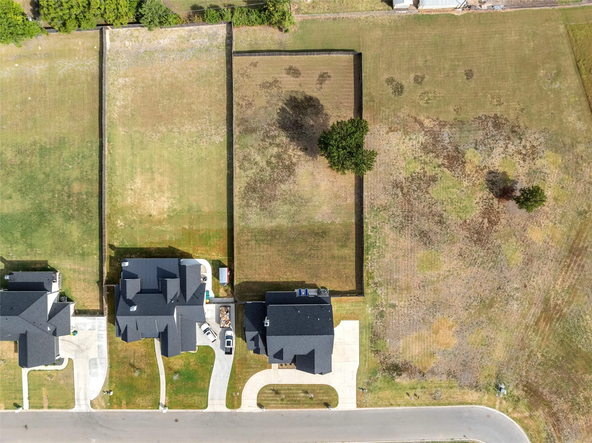 Single Family Residence For Sale in Mc Lennan County , 120 Big Catch Lane, Robinson, Texas 76706, 4 Bedroom, 3 Bathroom, 2 Garage spaces, 3,008 Sqft, built in 2023, mls#21363779, Real Estate Agent in Robinson, Homes For Sale in Mc Lennan county, Homes For Sale in Robinson, Realtor in Robinson Texas, Real Estate Brokerage Independent Realty Texas, Luminita Cordes Realtor