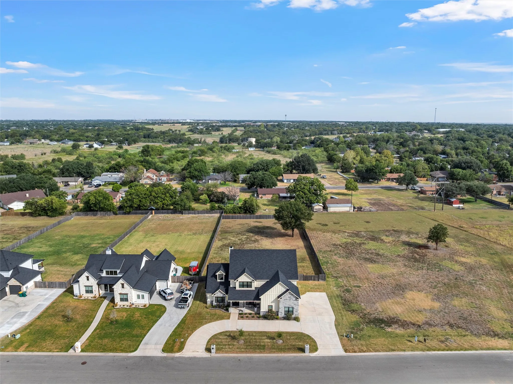 Single Family Residence For Sale in Mc Lennan County , 120 Big Catch Lane, Robinson, Texas 76706, 4 Bedroom, 3 Bathroom, 2 Garage spaces, 3,008 Sqft, built in 2023, mls#21363779, Real Estate Agent in Robinson, Homes For Sale in Mc Lennan county, Homes For Sale in Robinson, Realtor in Robinson Texas, Real Estate Brokerage Independent Realty Texas, Luminita Cordes Realtor